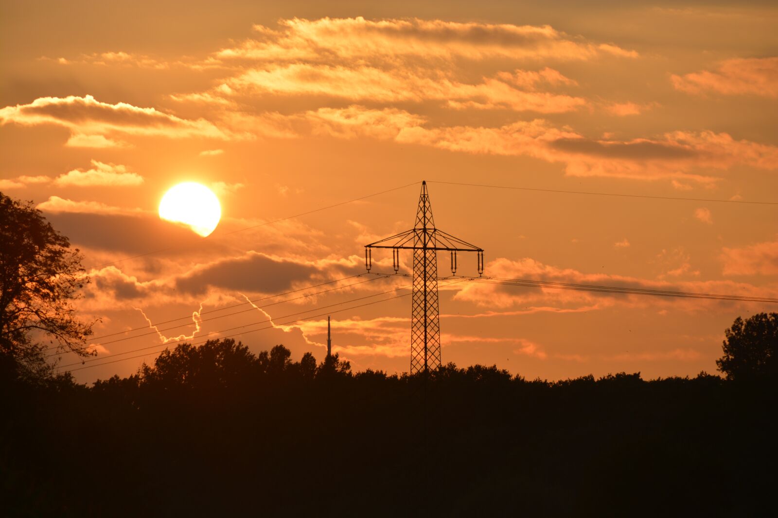 Nikon D7100 sample photo. Sunset, strommast, sky photography