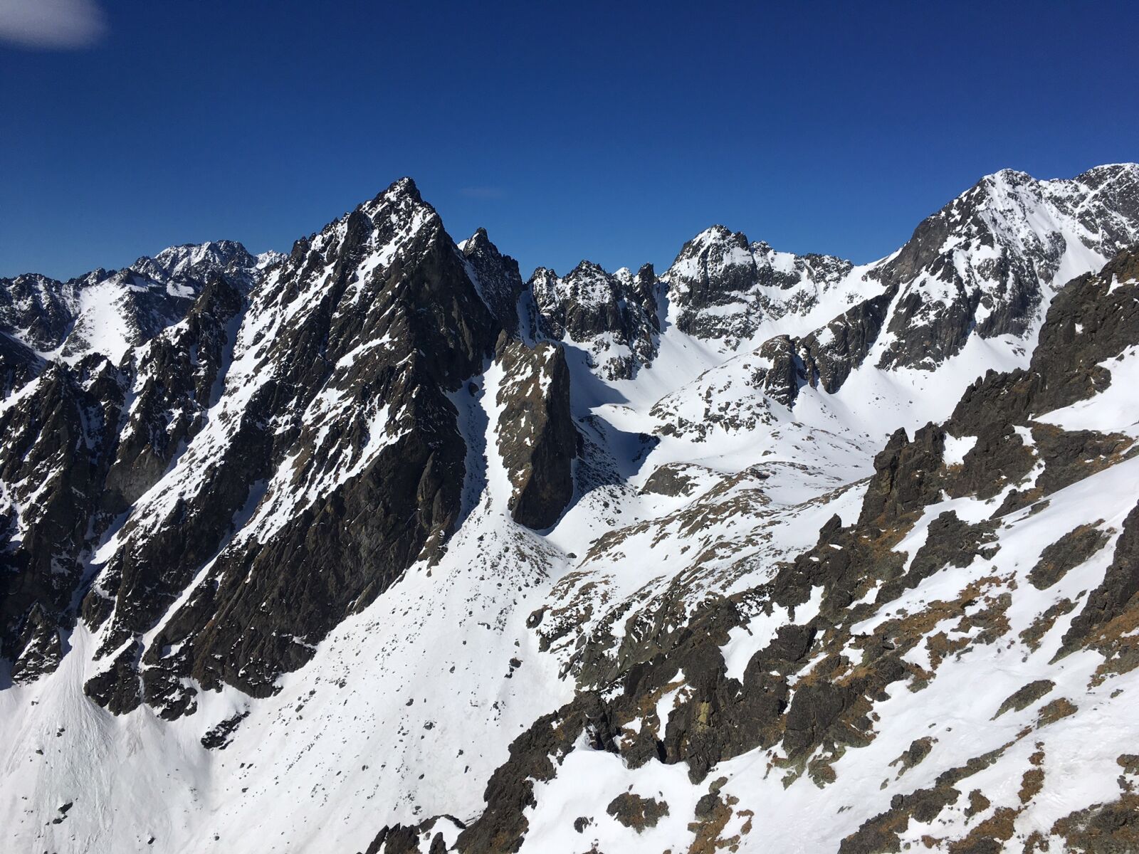 iPhone SE back camera 4.15mm f/2.2 sample photo. High tatras, mountain, peak photography