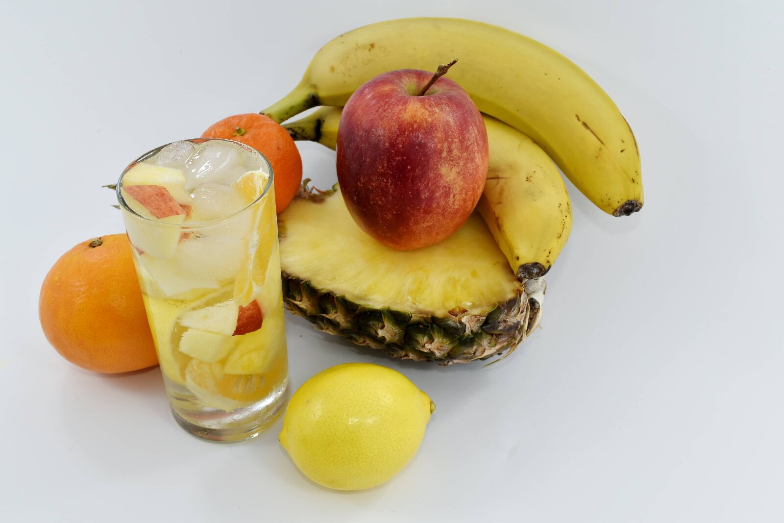 Nikon D5500 sample photo. Apple, banana, beverage, fruit photography