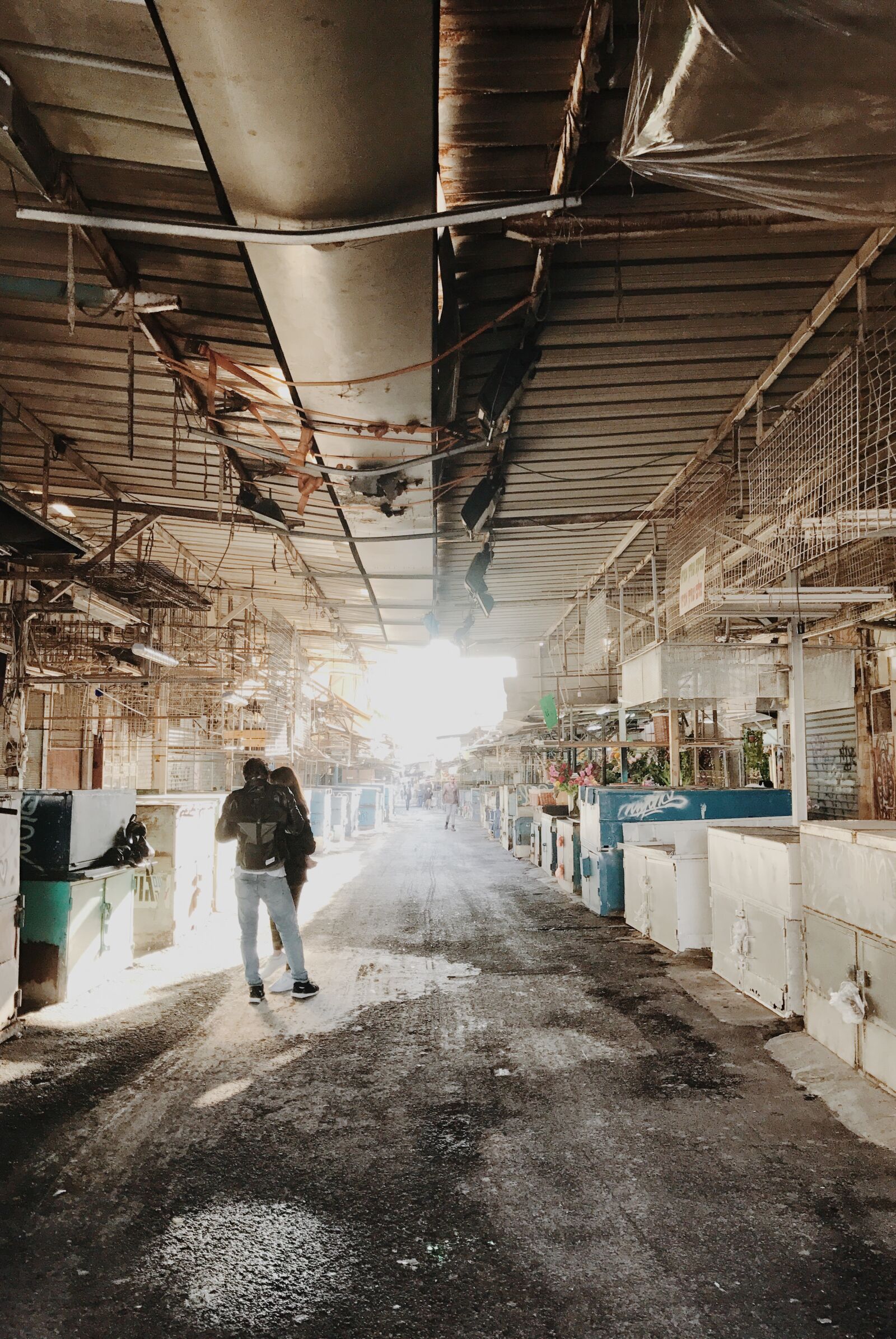 iPhone 7 back camera 3.99mm f/1.8 sample photo. Market photography