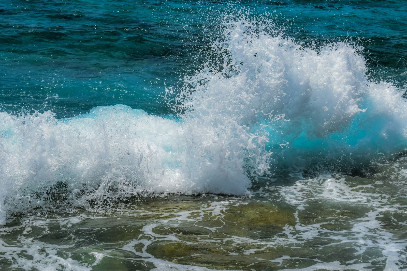 Nikon D3300 sample photo. Splash, wave, water photography