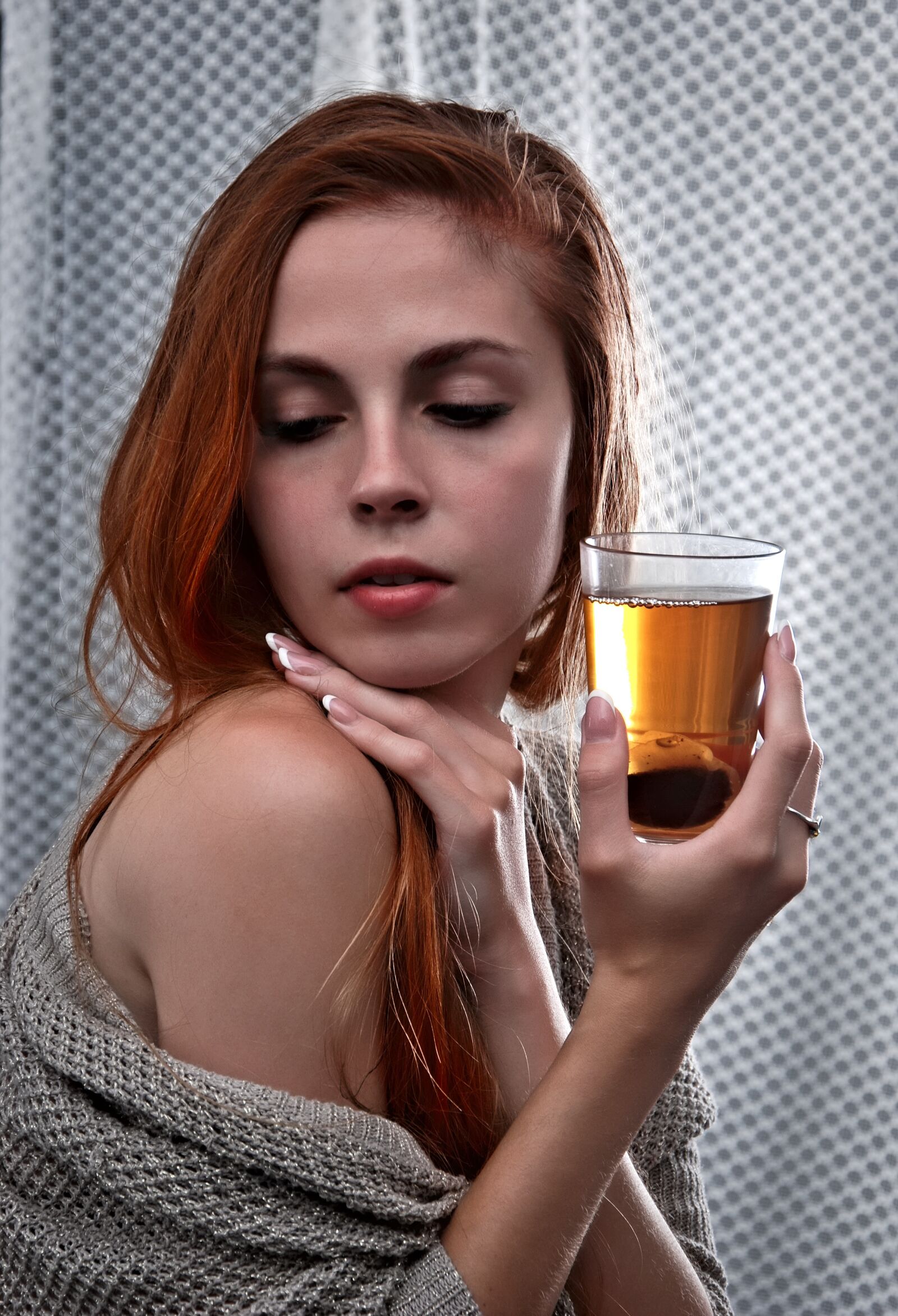Nikon D80 sample photo. Girl, tea, beauty photography