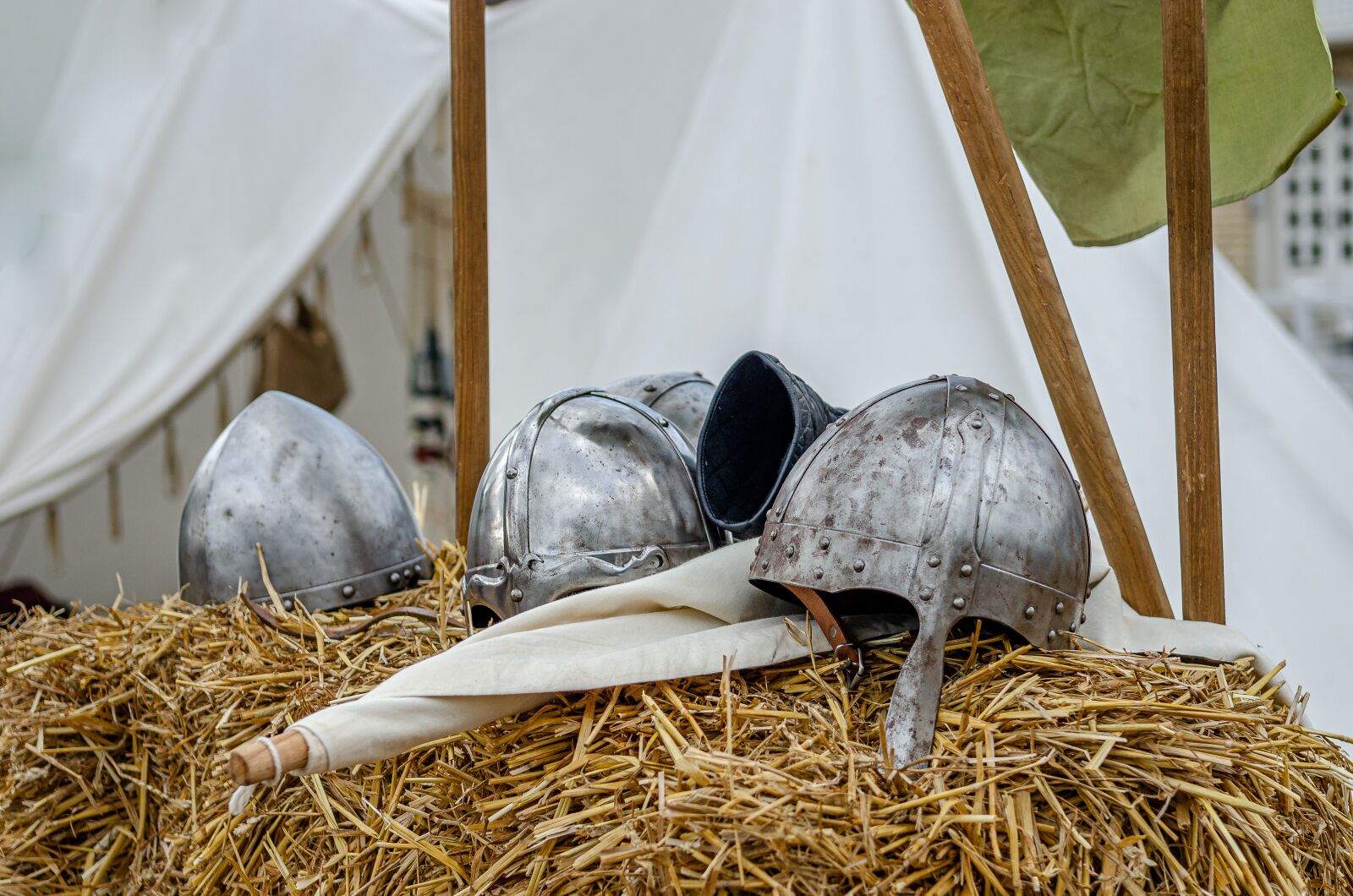Nikon D7000 sample photo. Middle ages, helmet, camp photography