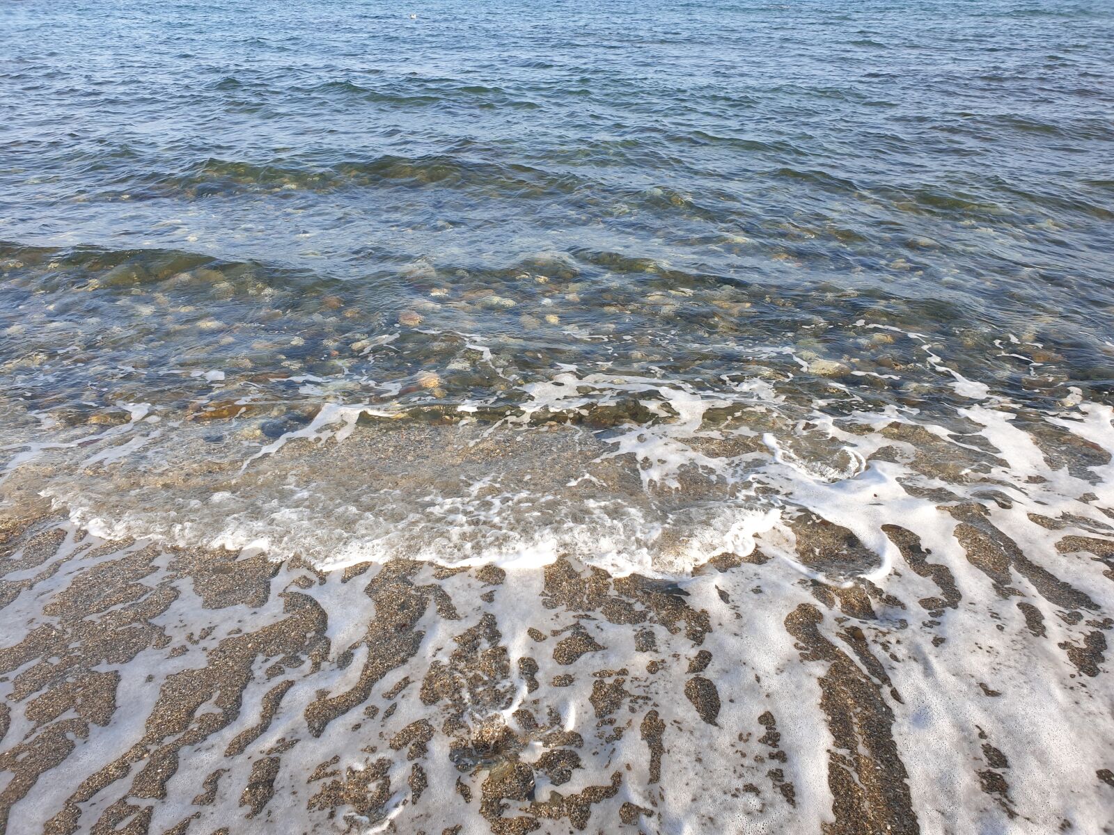 Samsung Galaxy S9 sample photo. Wave, sea, beach photography