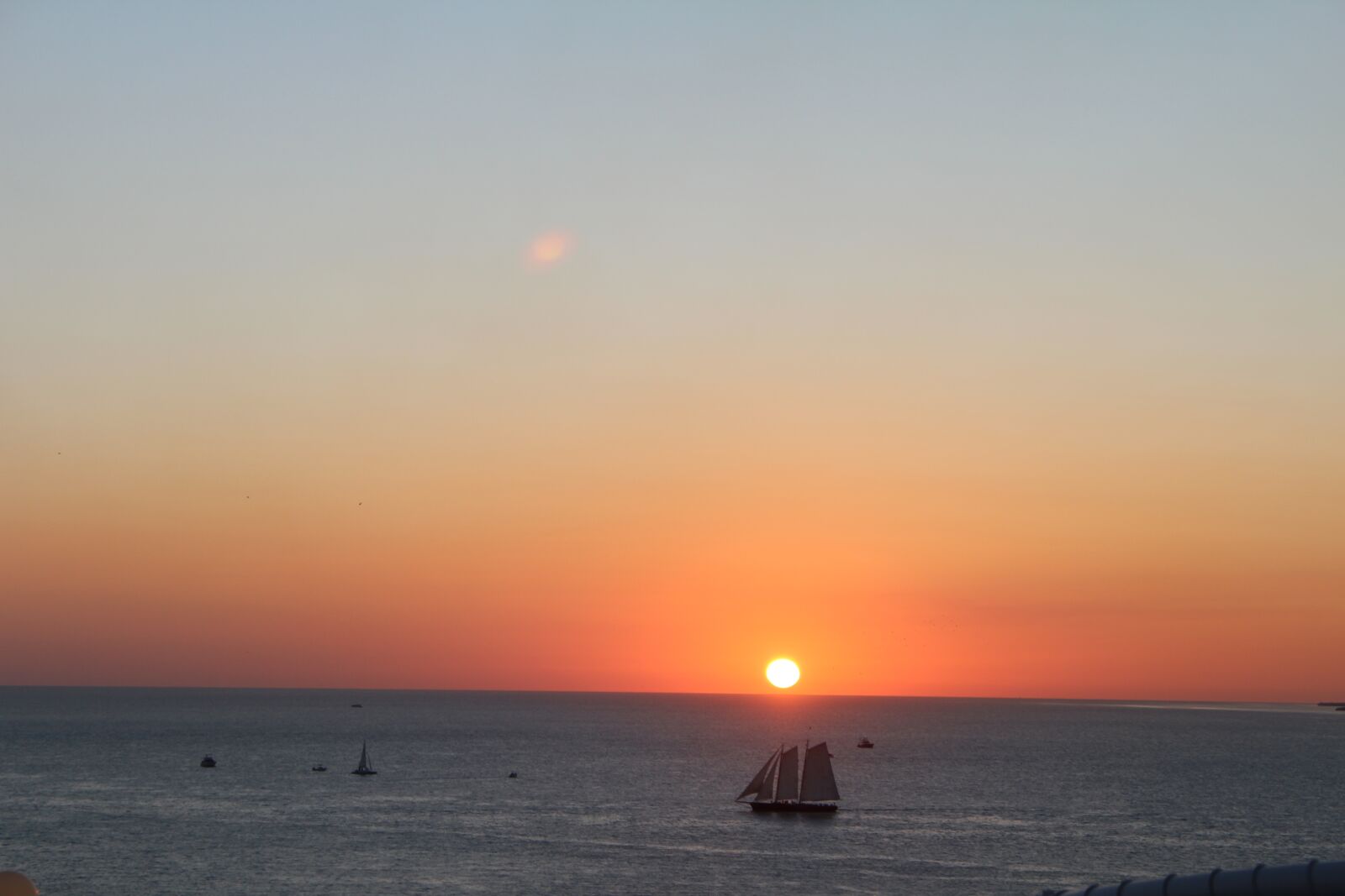 Canon EOS 600D (Rebel EOS T3i / EOS Kiss X5) sample photo. Sunset, ocean, key west photography