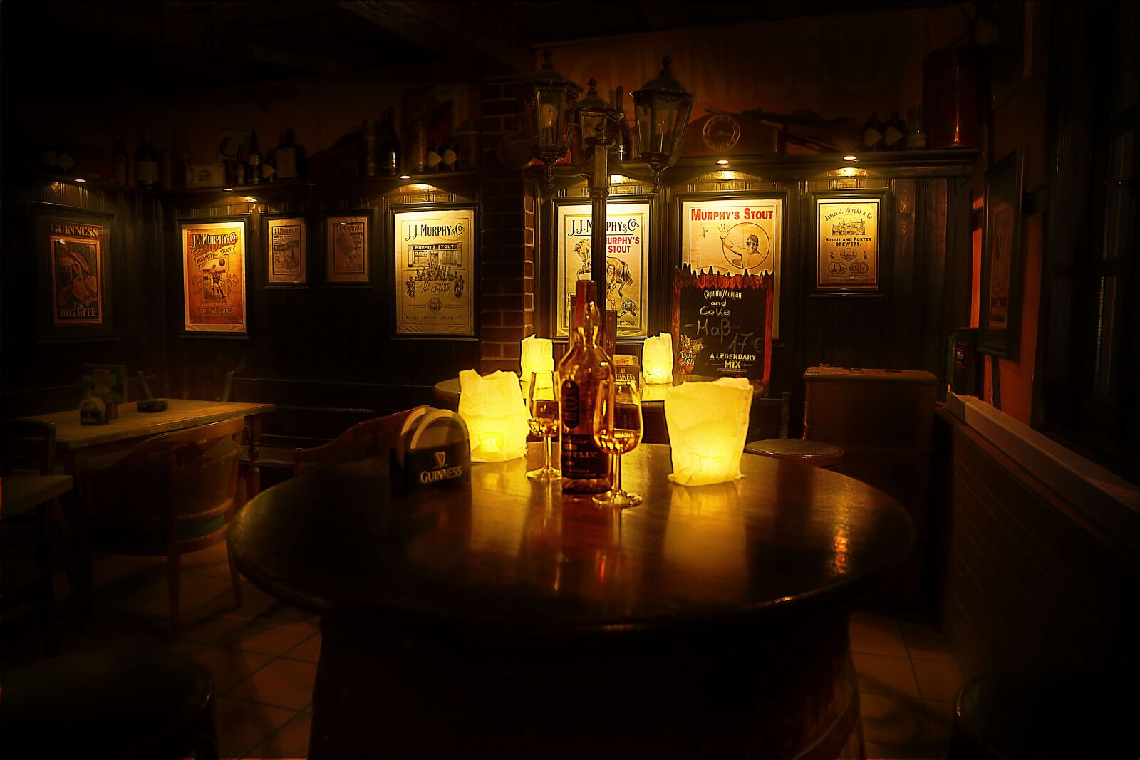 Sony SLT-A77 + Sony DT 16-50mm F2.8 SSM sample photo. Pub, beer, england photography