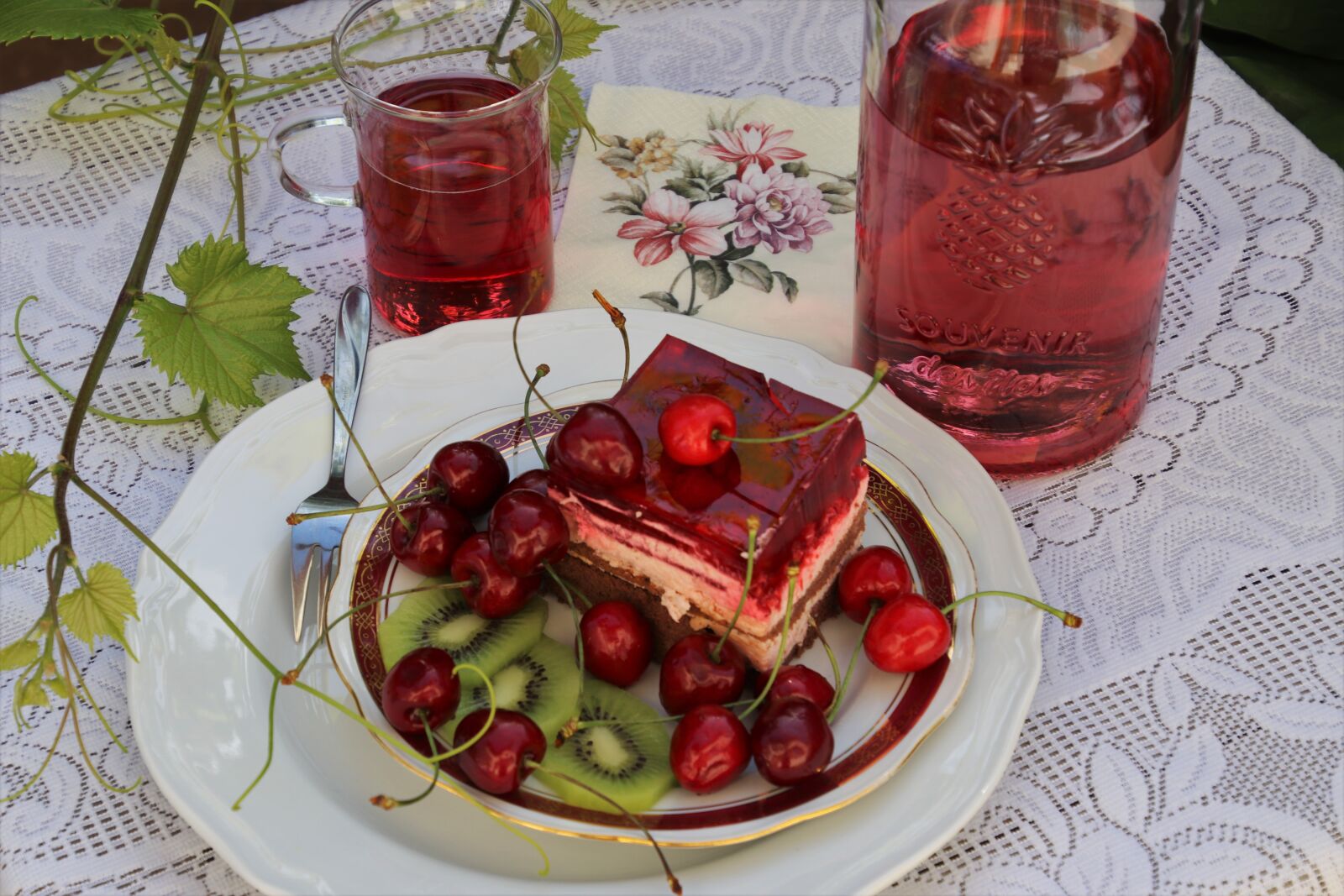 Canon EOS 80D sample photo. Boiling hot, fruit, hot photography