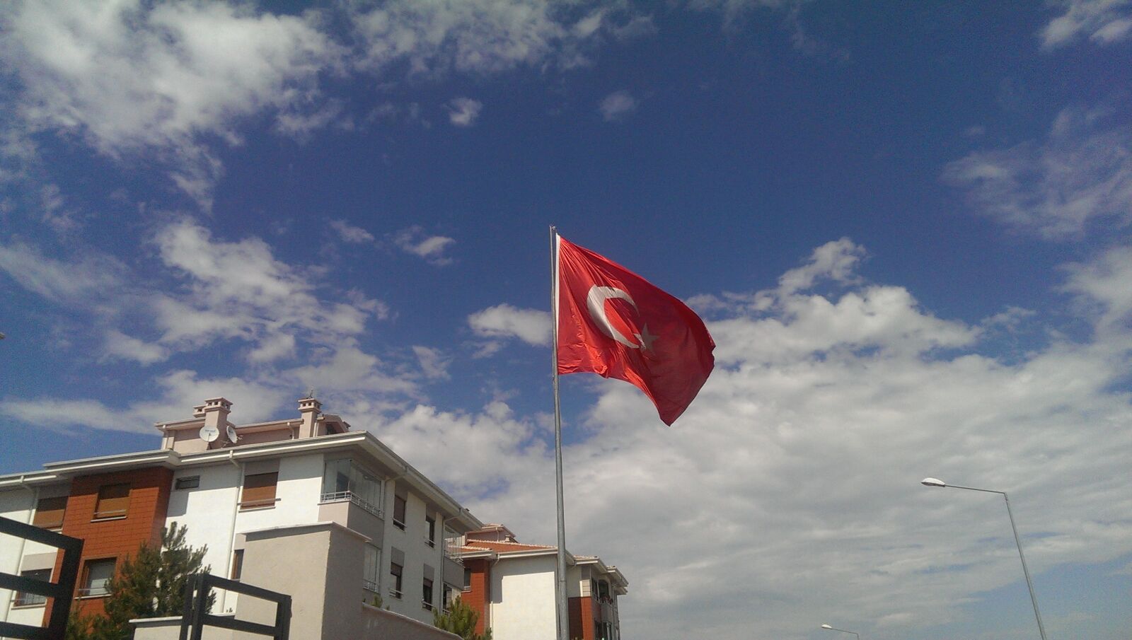 HTC ONE sample photo. Flag, turk, bayragi, turkish photography