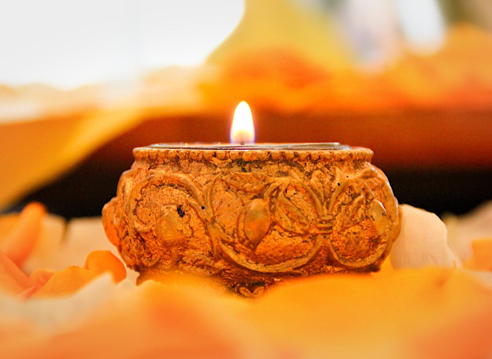 Canon EOS 60D sample photo. Candle, mood, candlelight photography