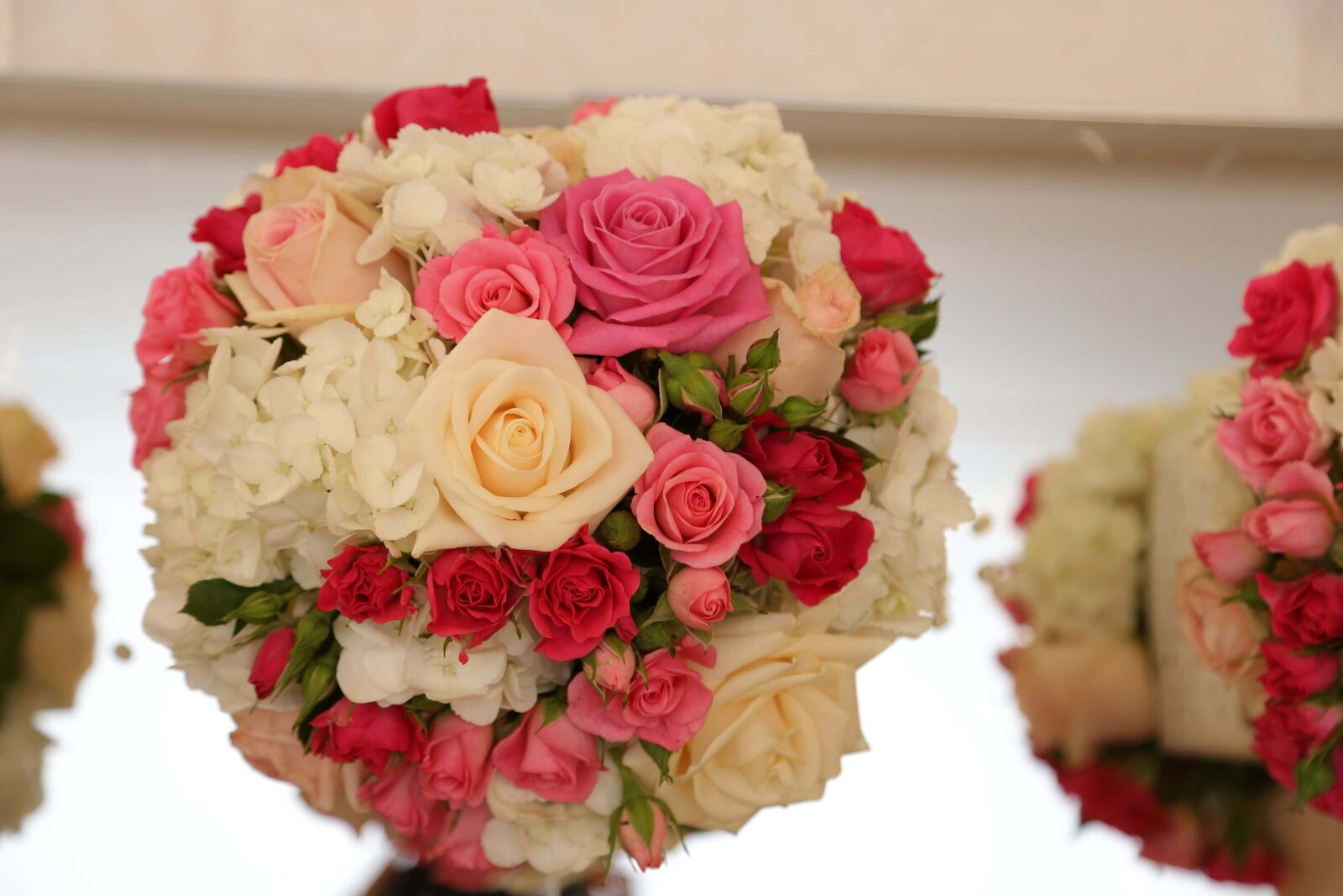 Canon EF 24-105mm F4L IS USM sample photo. Wedding bouquet, mirror, reflection photography