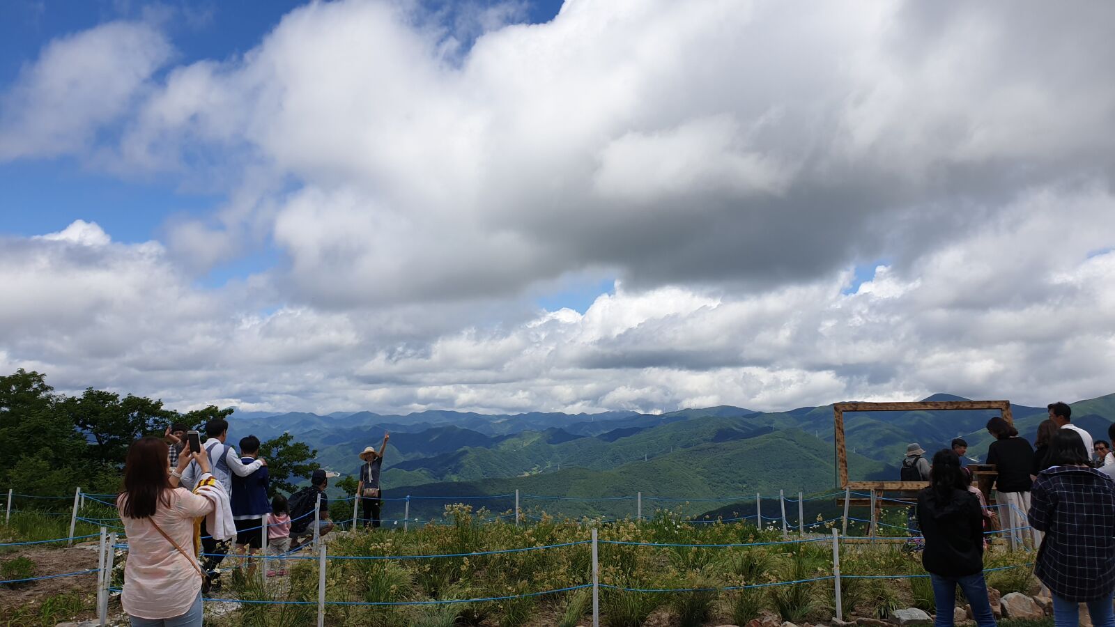 Samsung Galaxy Note9 sample photo. Mountain top, landscape, mountain photography