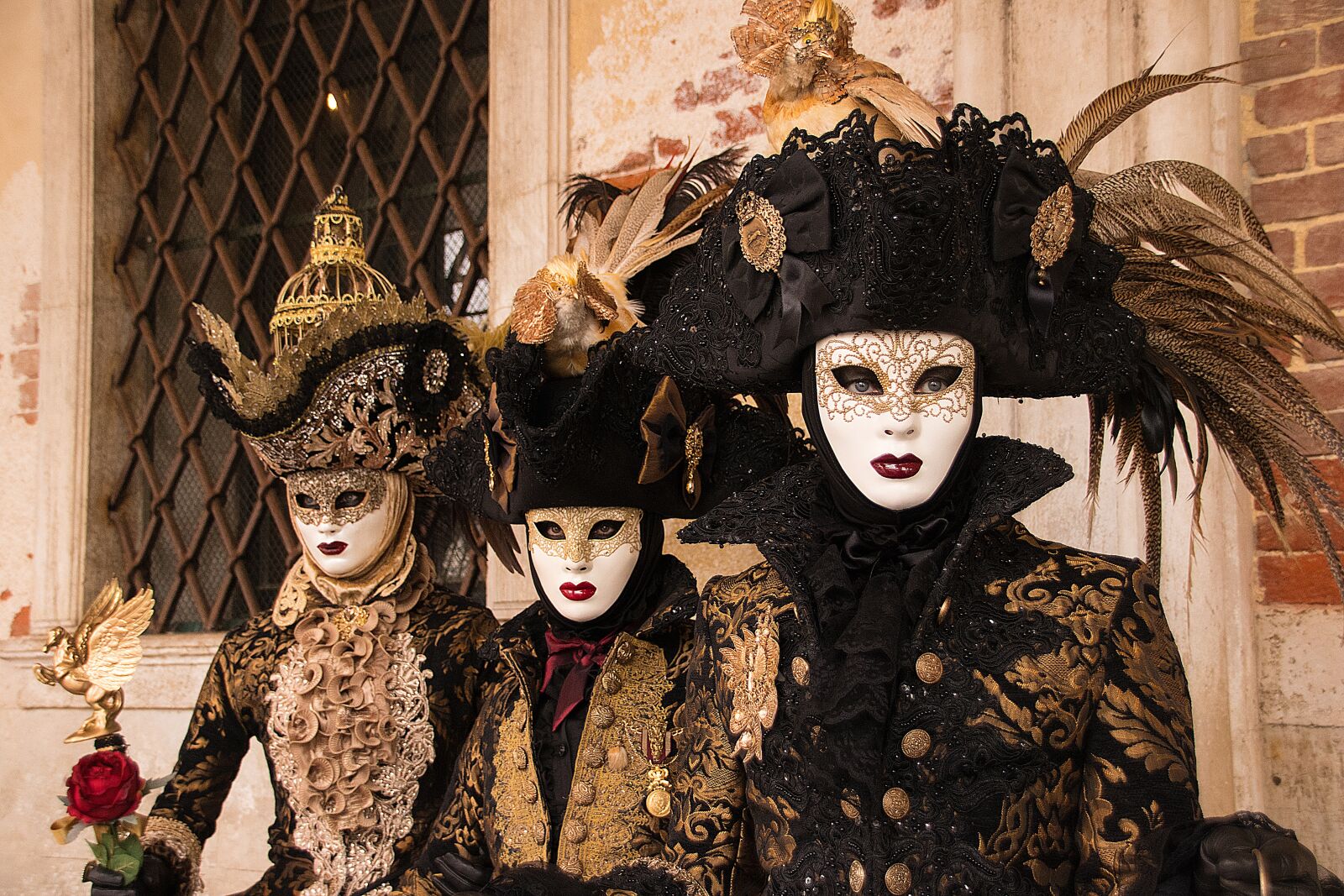 Canon EOS 80D sample photo. Venice, mask, carneval photography