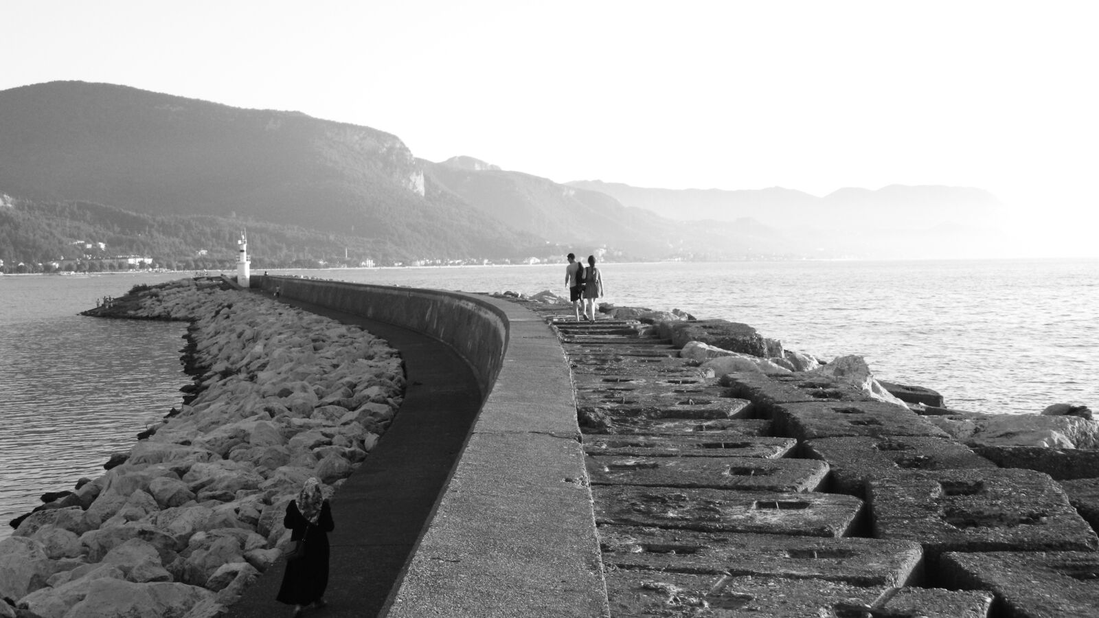 Nikon COOLPIX L310 sample photo. City, port, life photography