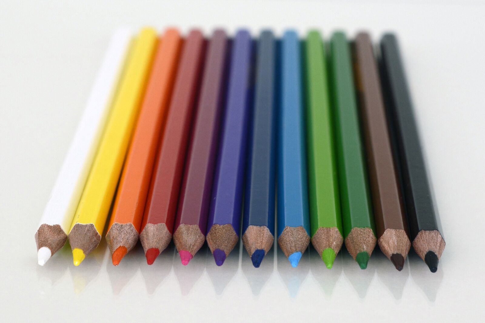 Nikon D7100 sample photo. Colour pencils, paint, colored photography
