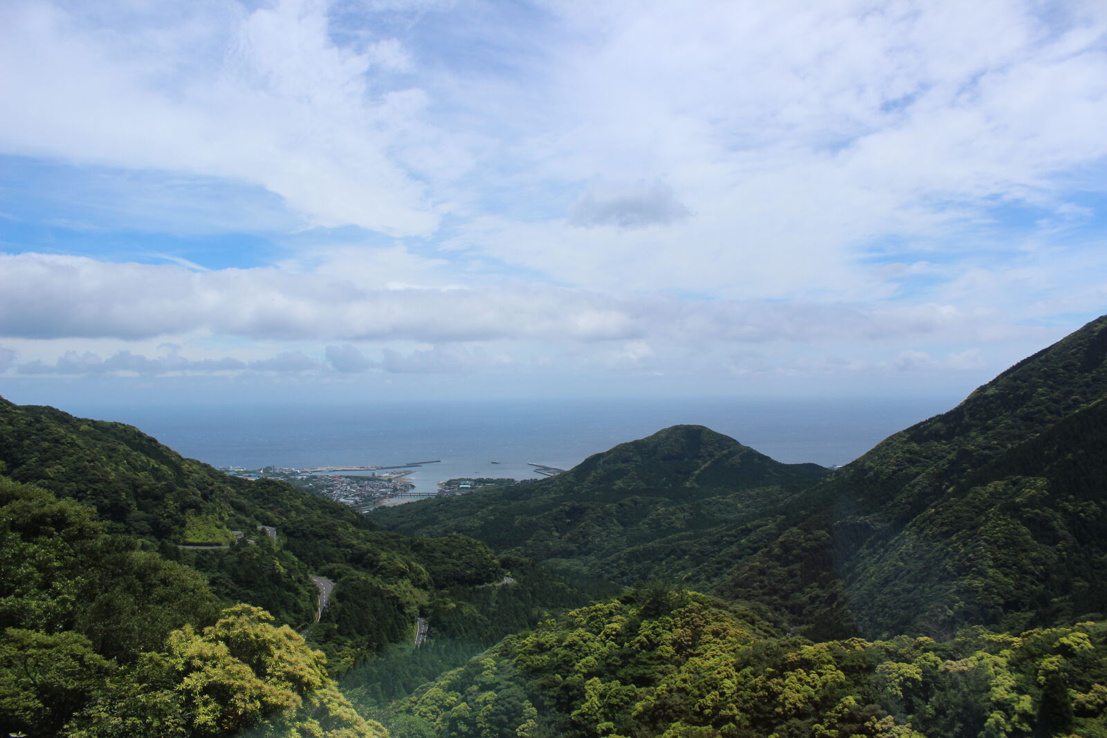 Canon EOS 600D (Rebel EOS T3i / EOS Kiss X5) sample photo. Landscape photography