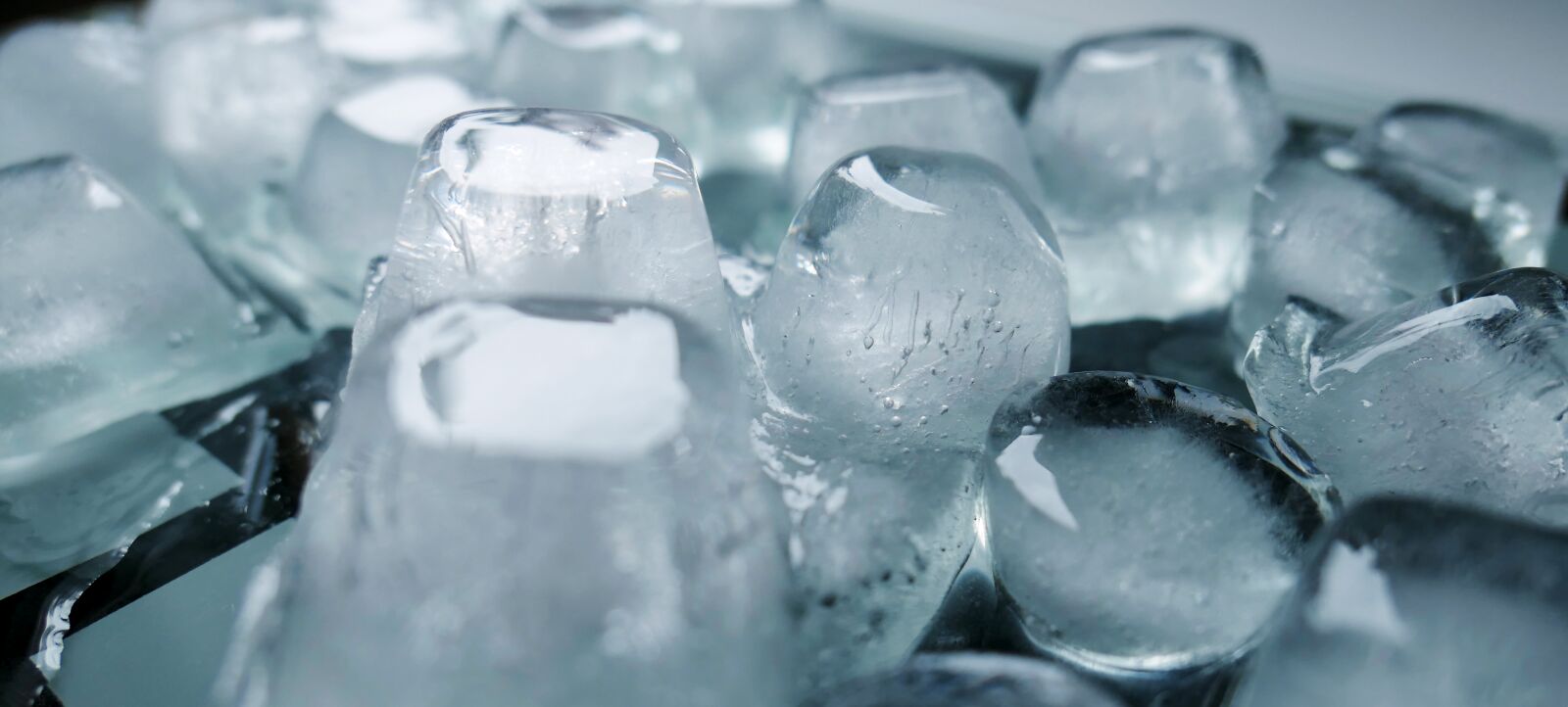 Panasonic Lumix DMC-LX10 (Lumix DMC-LX15) sample photo. Ice, ice cubes, frozen photography