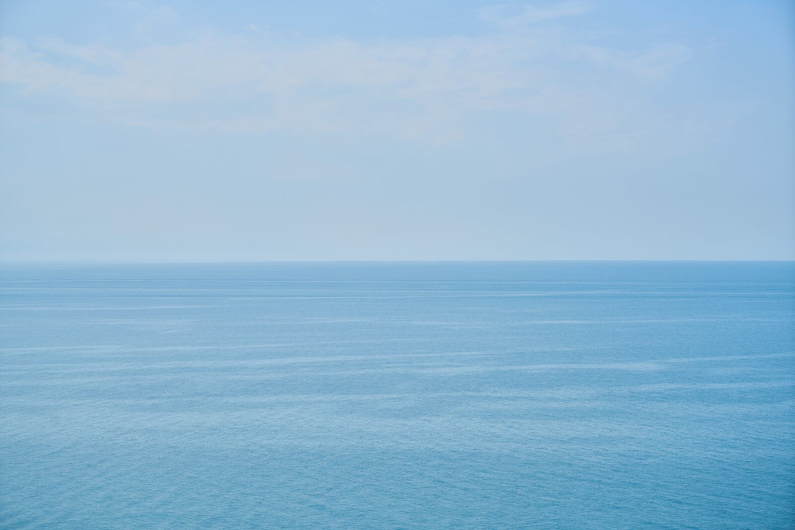 Sony a7R II + Sony Vario Tessar T* FE 24-70mm F4 ZA OSS sample photo. Marine, blue, sky photography