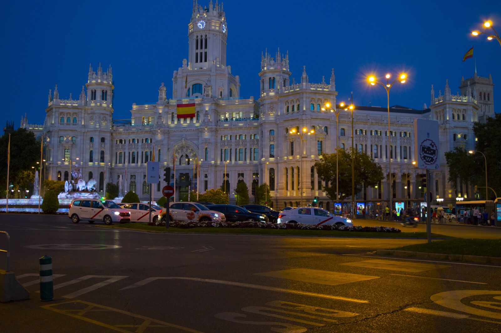 Nikon D3200 sample photo. Madrid, spain, architecture photography