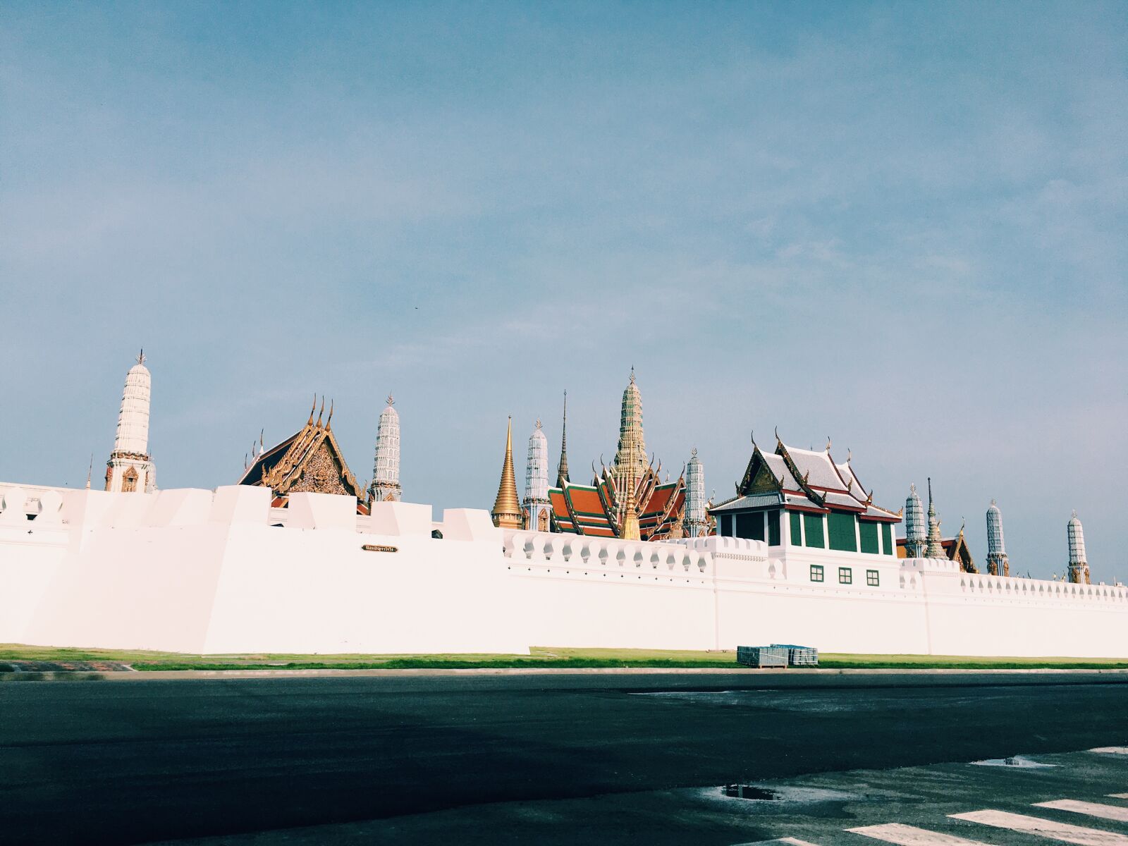 iPhone 6s Plus back camera 4.15mm f/2.2 sample photo. Aec, asean, bangkok, blue photography