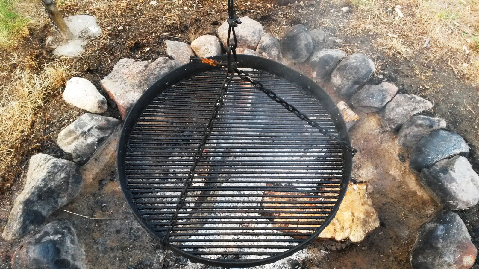 Samsung Galaxy S4 Mini sample photo. Fire, grill photography