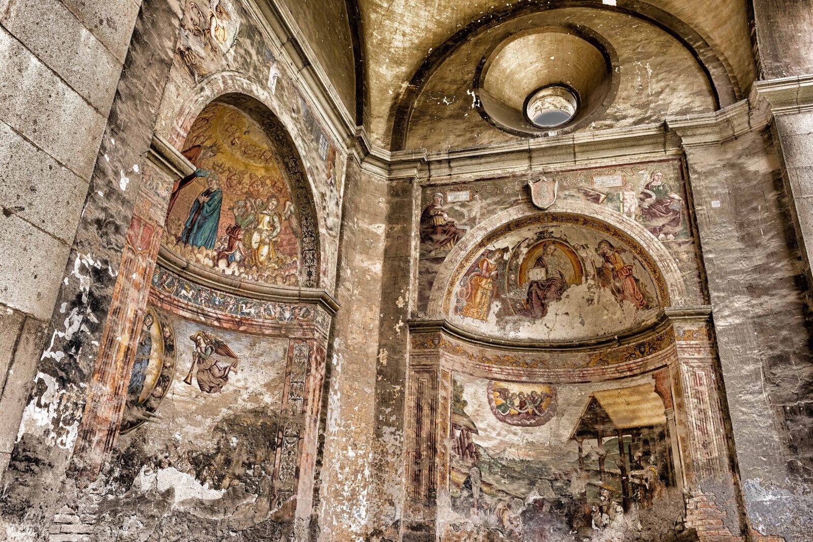 Nikon D3300 sample photo. Medieval, cathedral, fresco, art photography