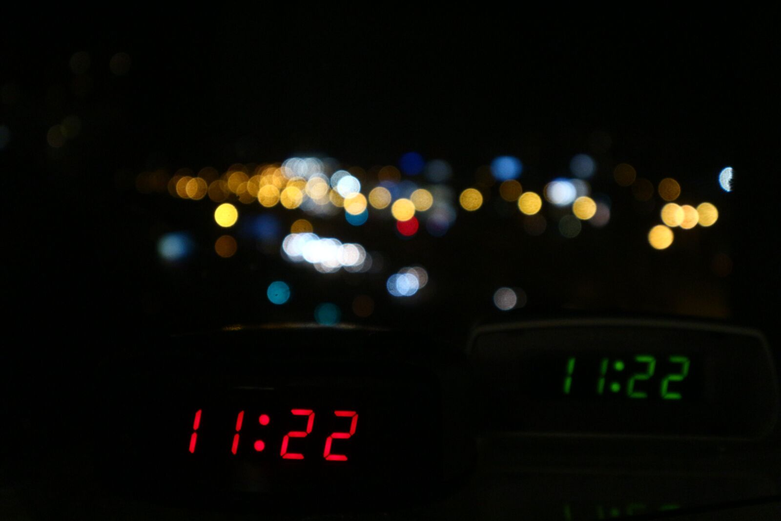Canon EOS M10 sample photo. Watches, change the time photography