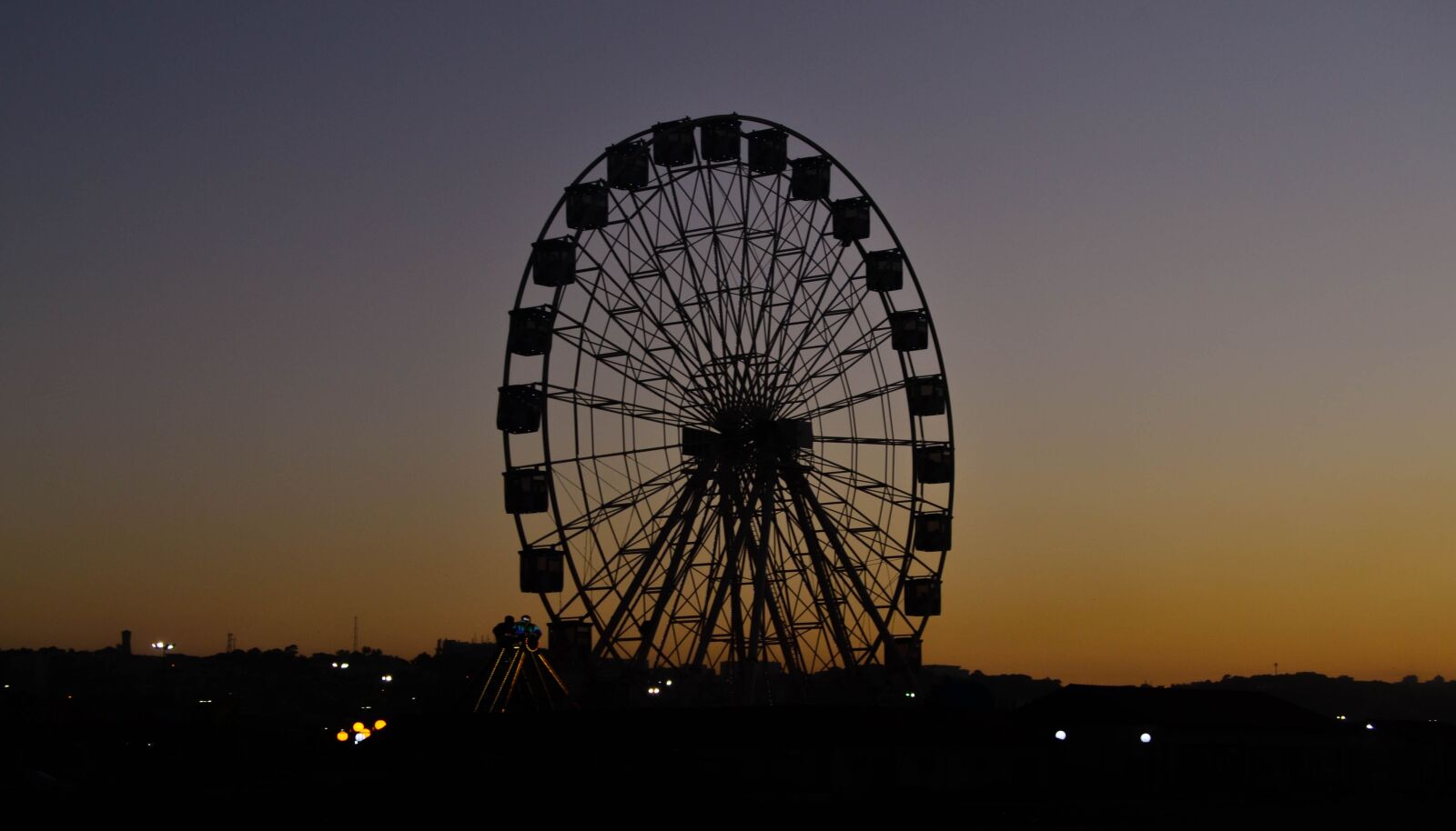 Nikon D3100 sample photo. Great, wheel, circle photography