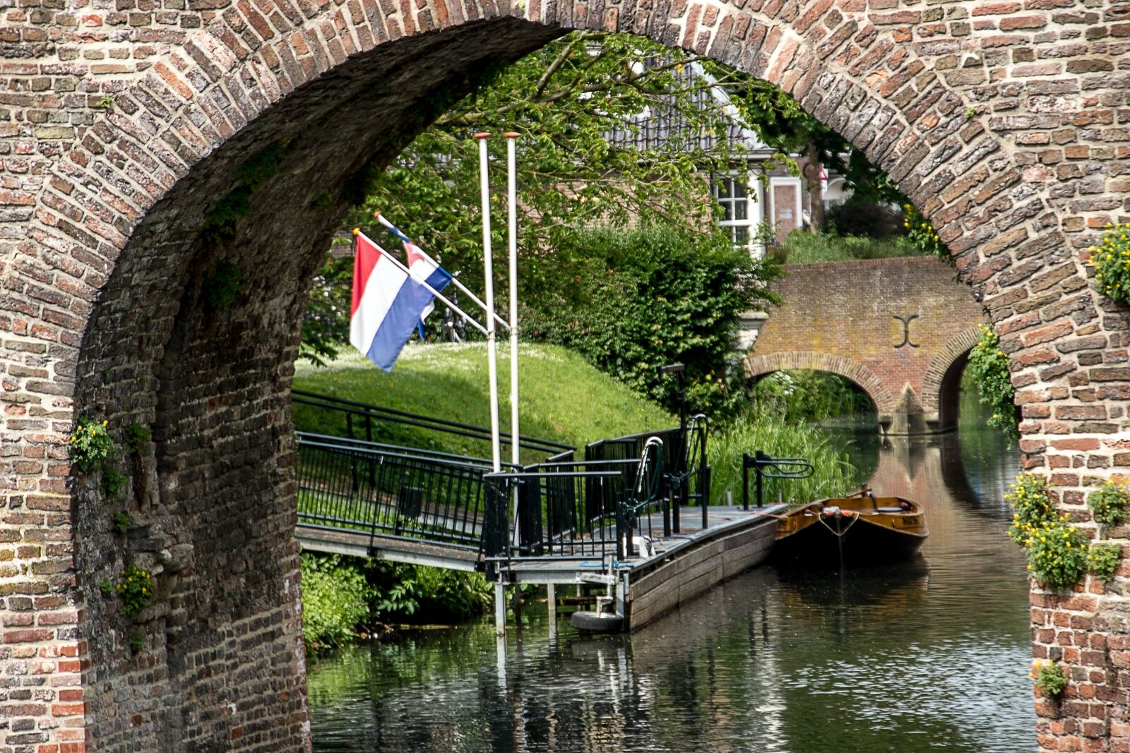 Canon EOS 550D (EOS Rebel T2i / EOS Kiss X4) sample photo. City, zutphen, netherlands photography