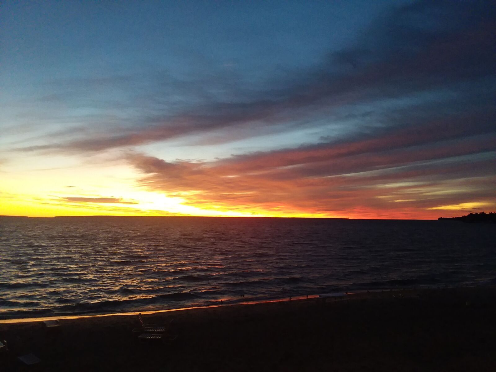 Samsung Galaxy J7 sample photo. Mackinac, sunrise, shoreline photography