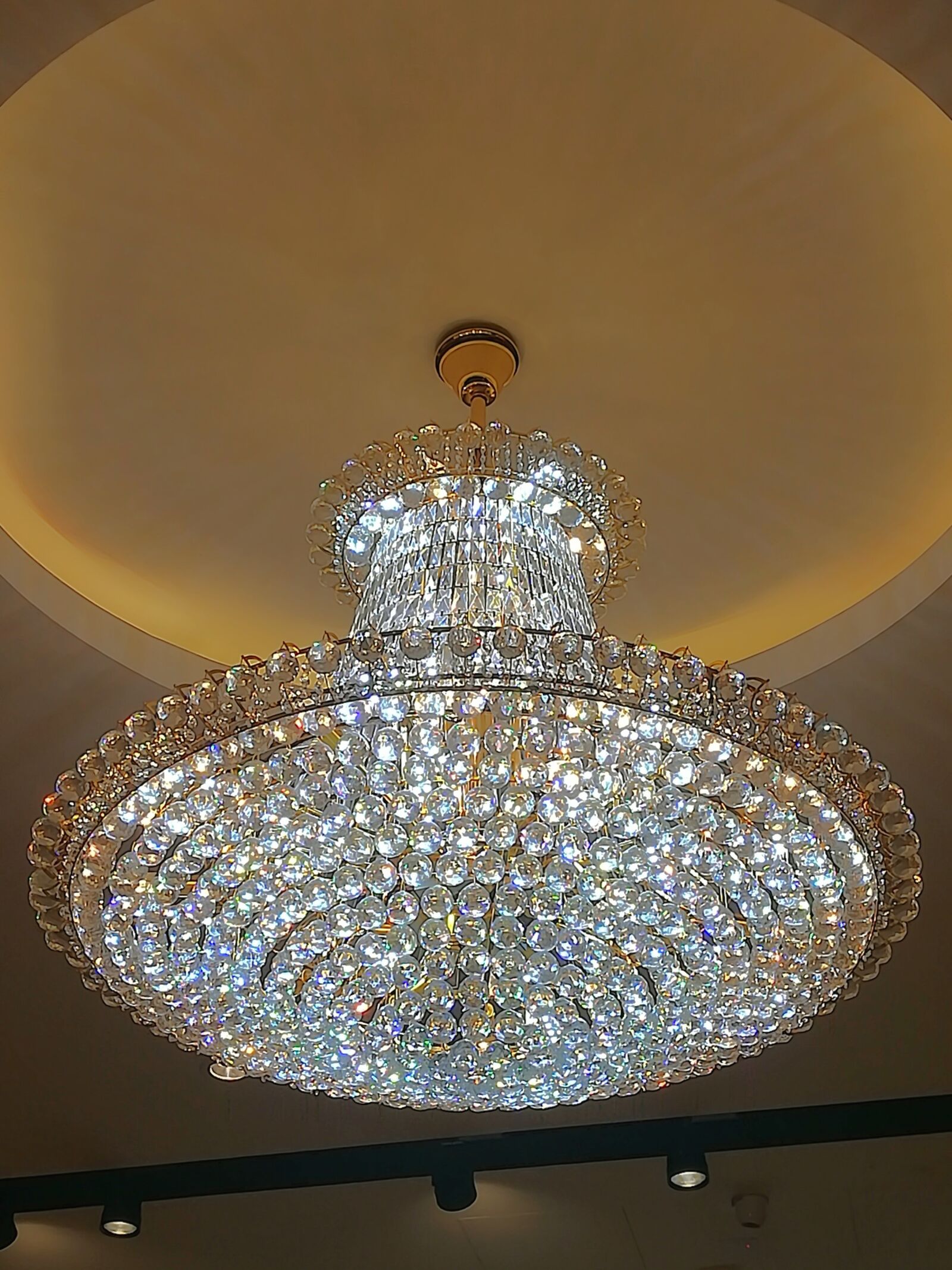 HUAWEI P10 lite sample photo. Ceiling, chandelier, light photography