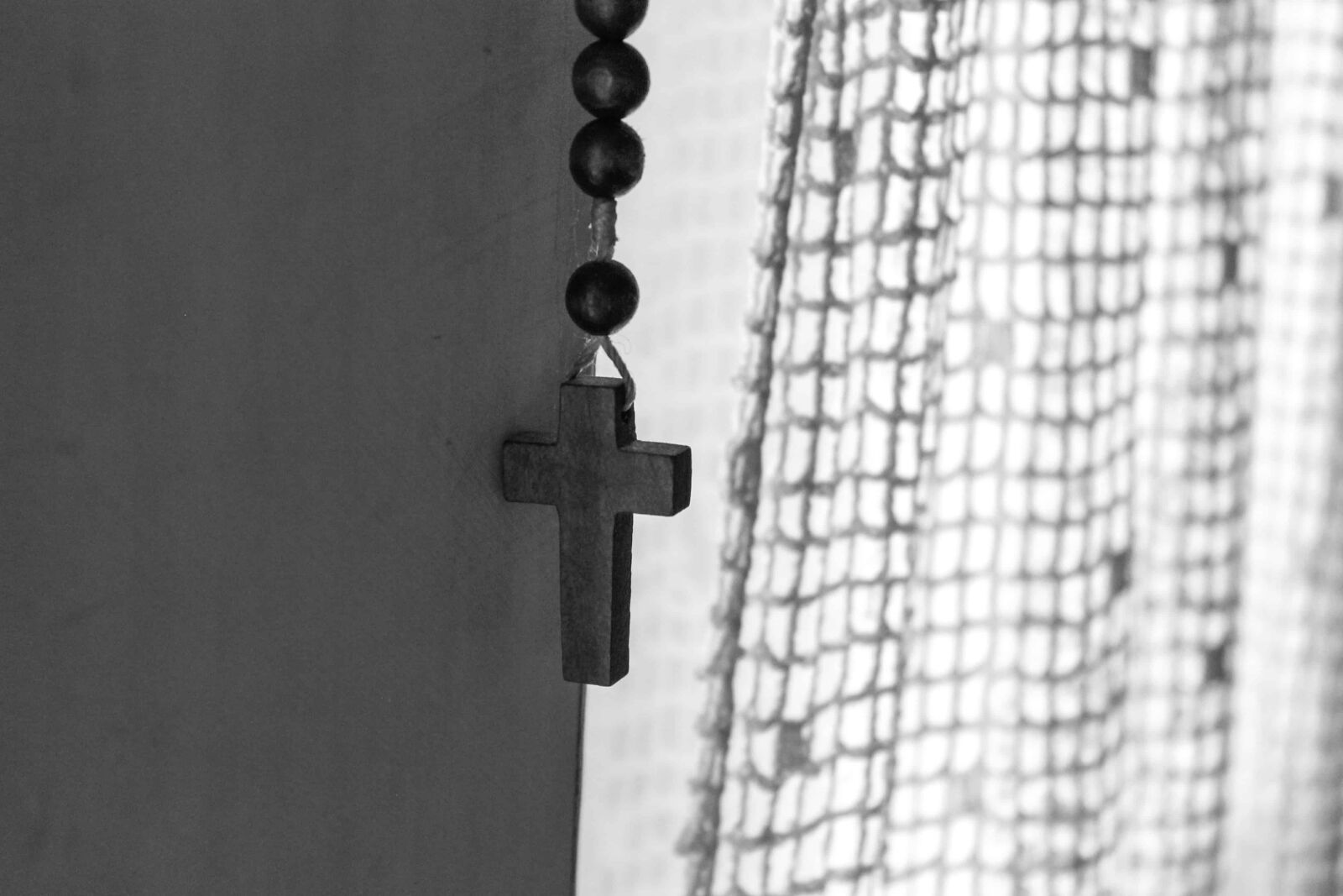 Canon EOS 1100D (EOS Rebel T3 / EOS Kiss X50) sample photo. Cross, tree, religion, christianity photography