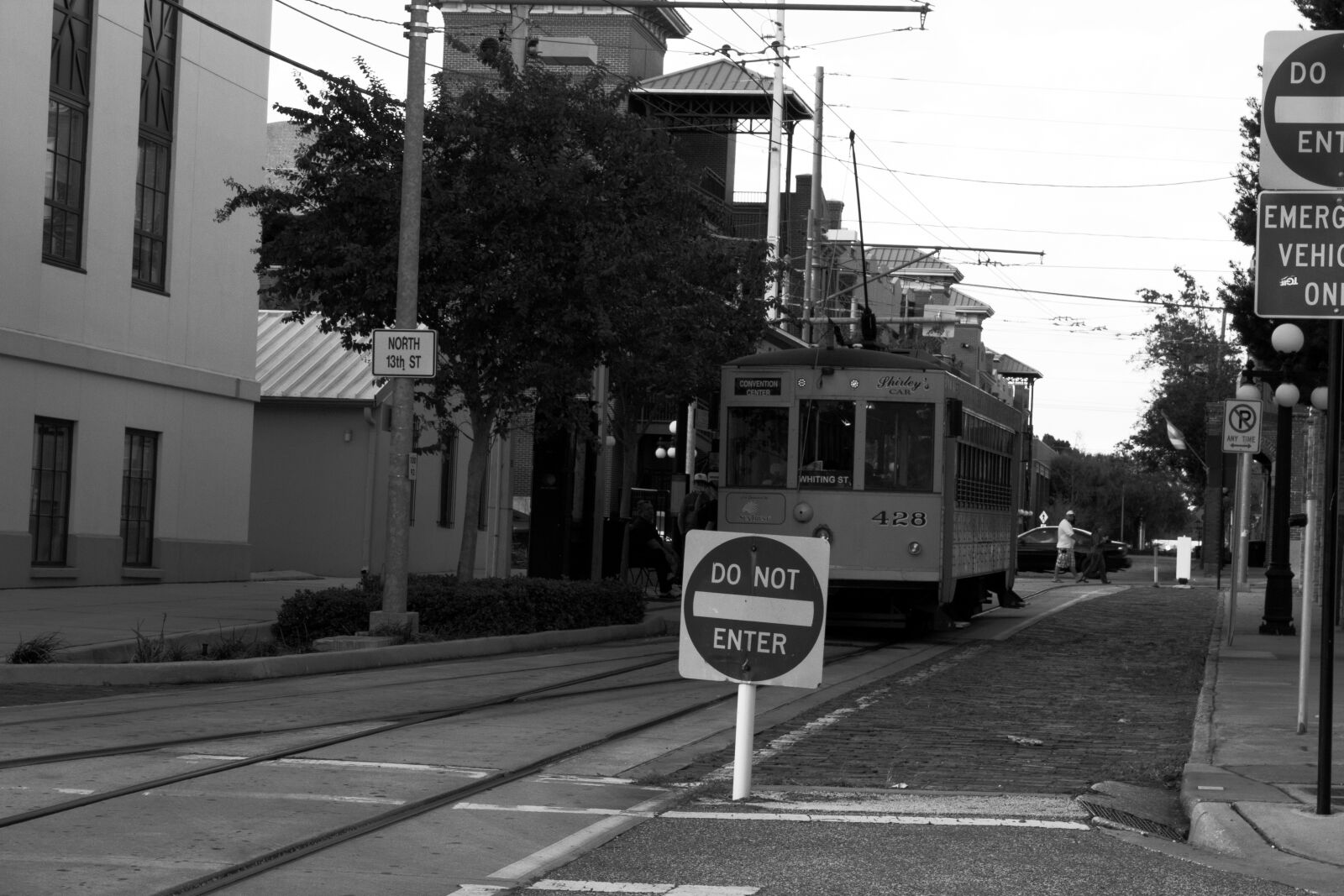 Canon EOS 500D (EOS Rebel T1i / EOS Kiss X3) sample photo. Florida, train tracks, train photography