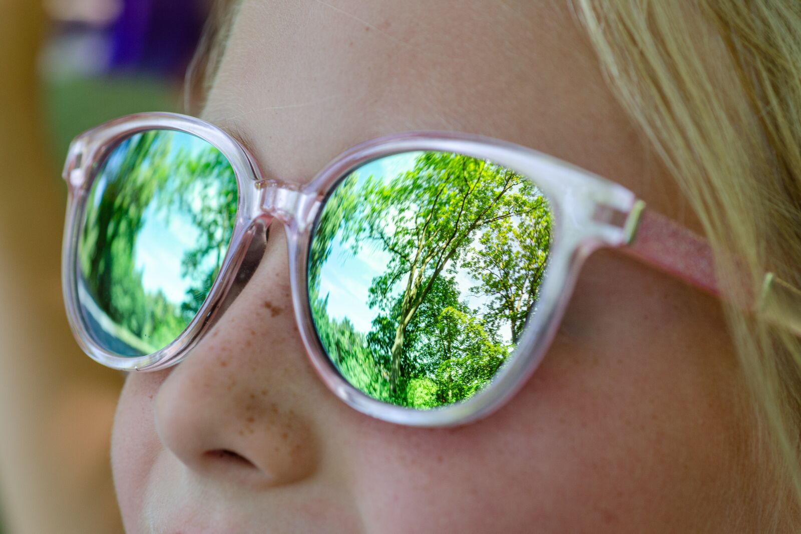 Nikon D7000 sample photo. Sunglasses, children glasses, mirroring photography