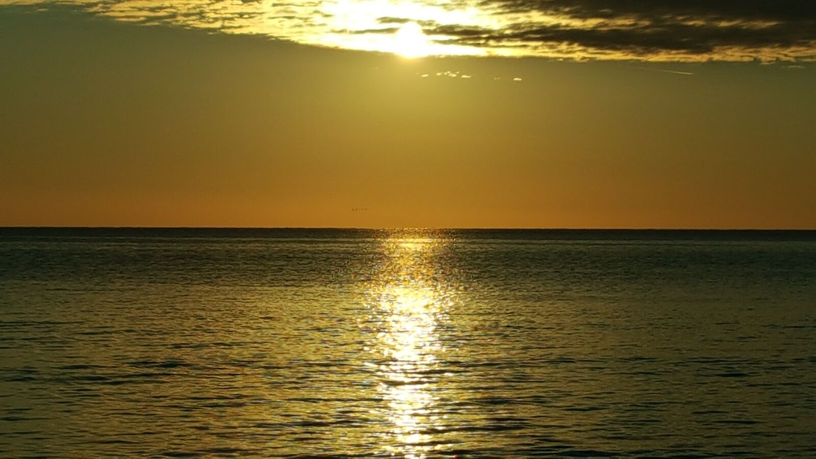 Samsung Galaxy Note5 sample photo. Reflection, sun, sea photography