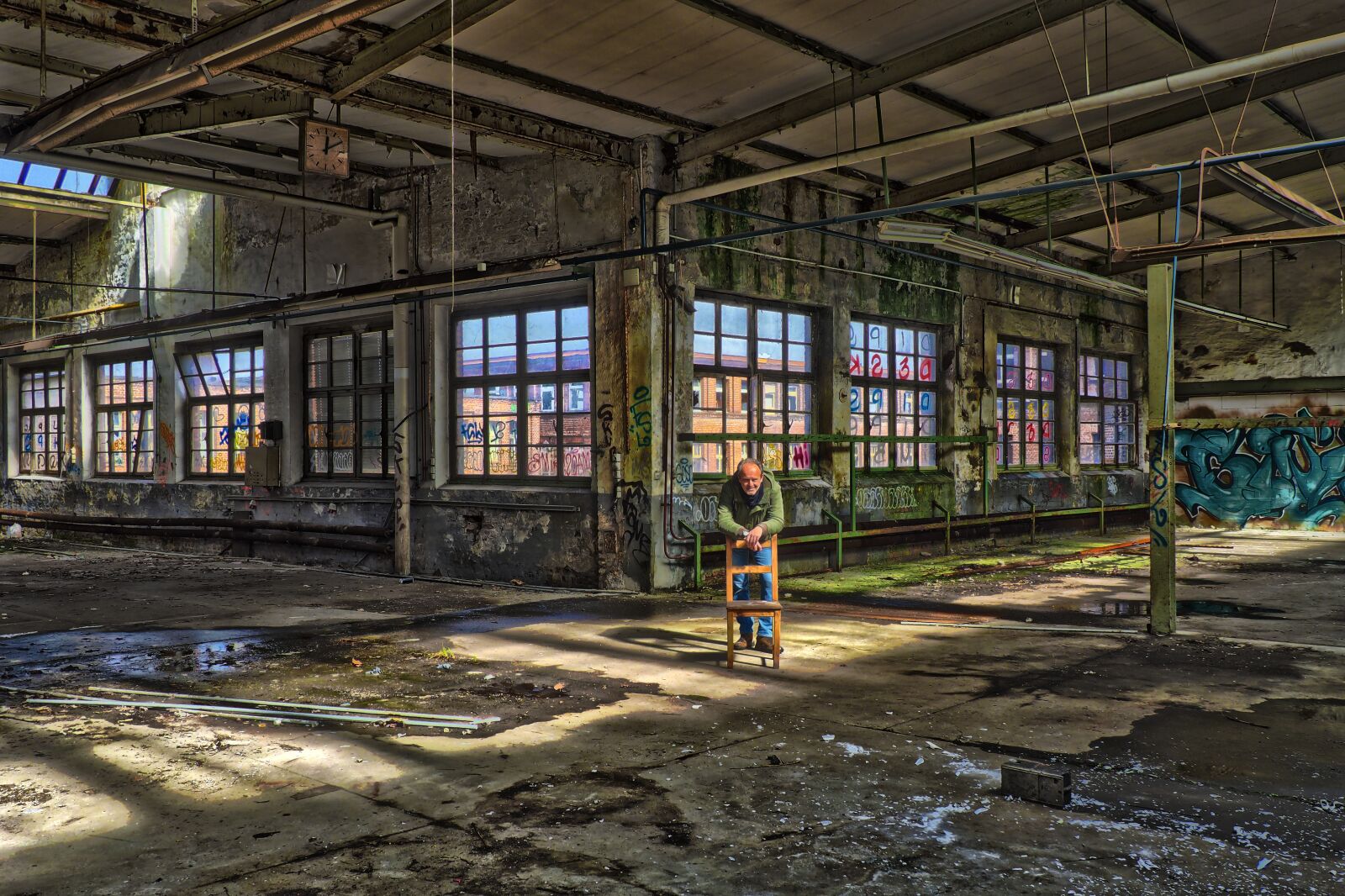 Olympus OM-D E-M10 sample photo. Abandoned, architecture, old photography