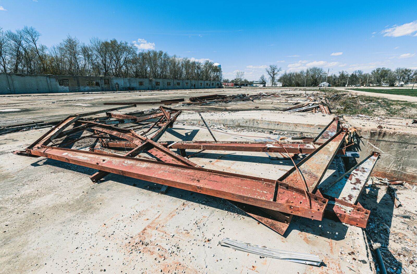 Nikon D810 sample photo. Abandon building, empty, decay photography