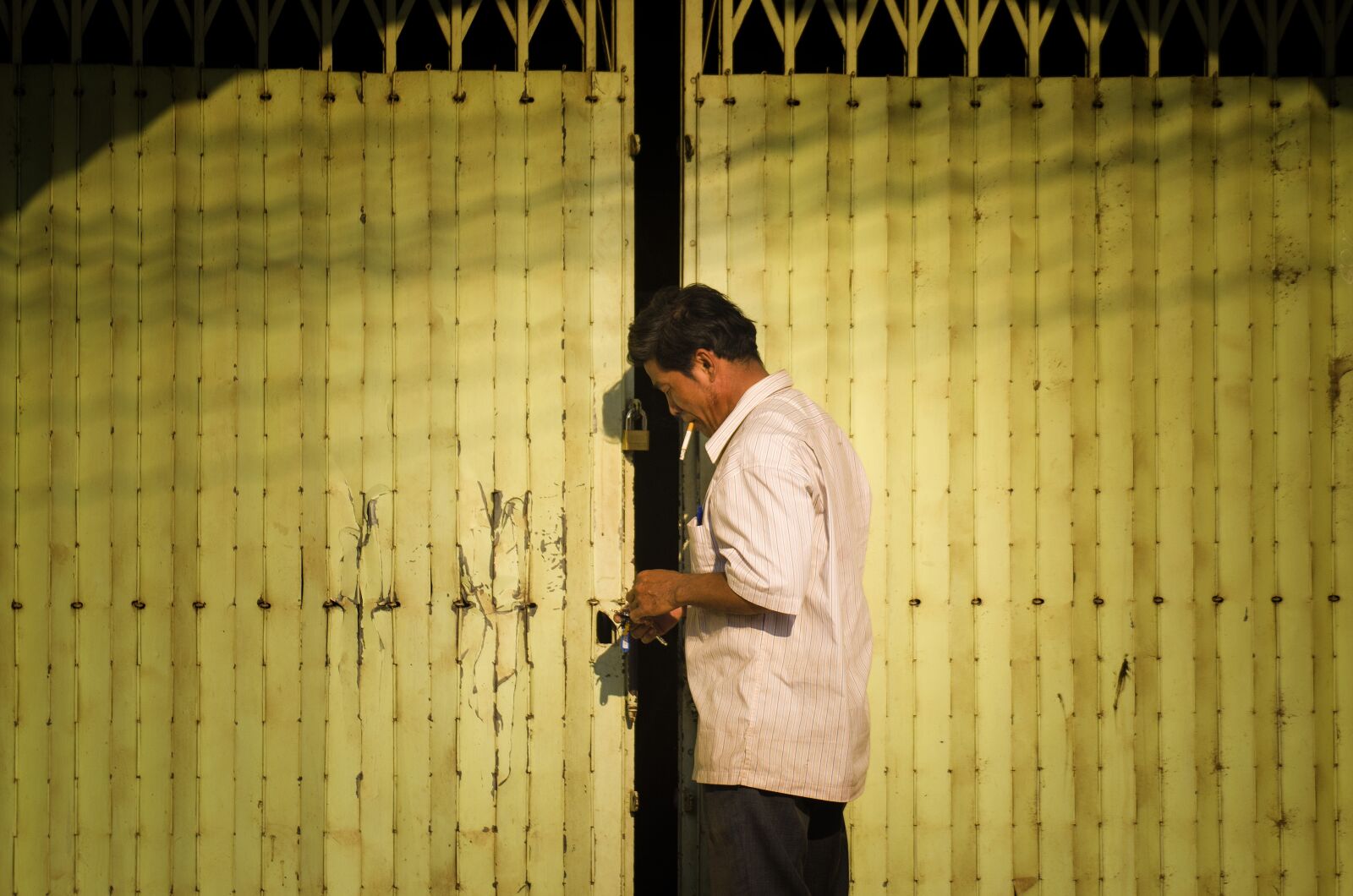Nikon D7000 sample photo. Cambodia, portrait, street photography photography
