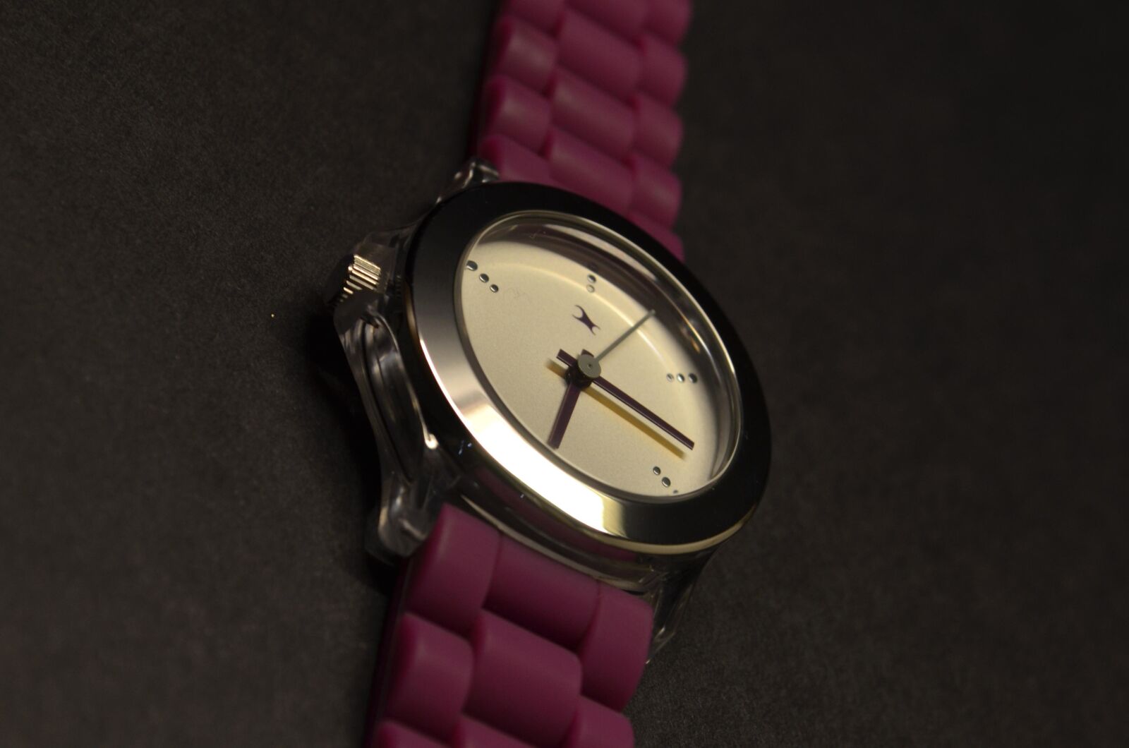 Nikon D5100 sample photo. Wristwatch, clock, timer, time photography