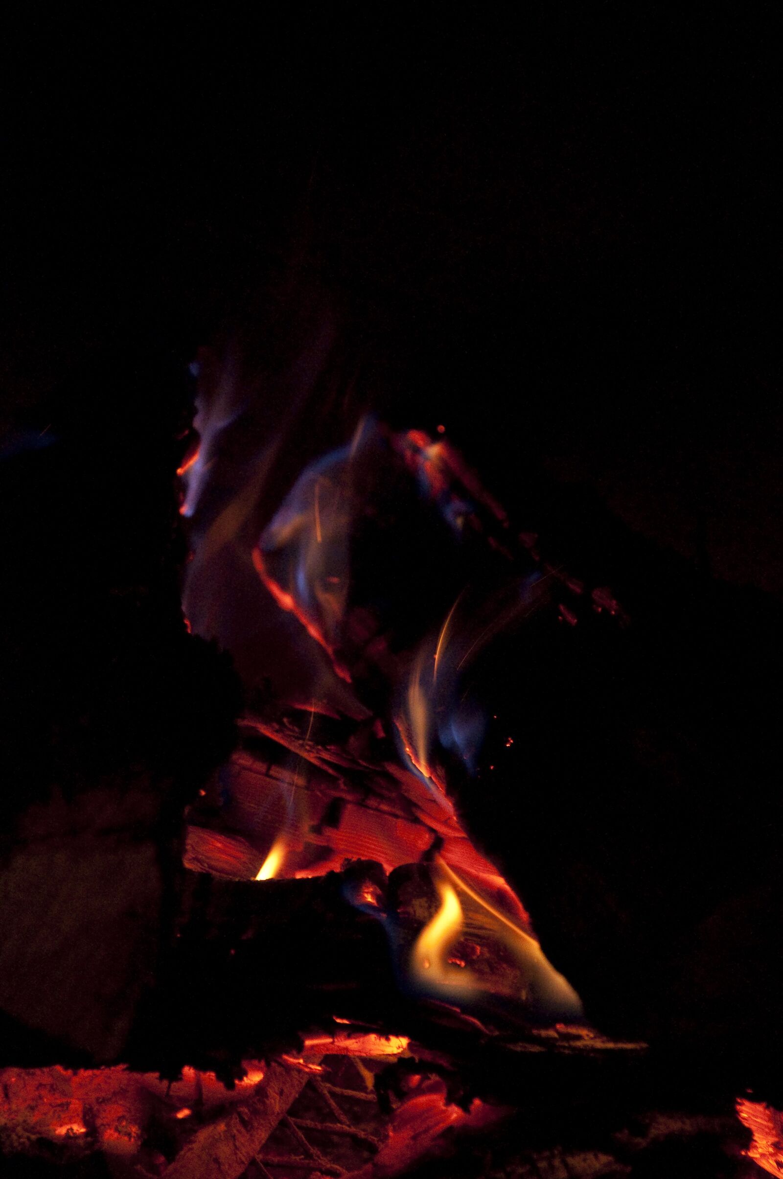 Nikon D90 sample photo. Fire, beginning, warmth photography