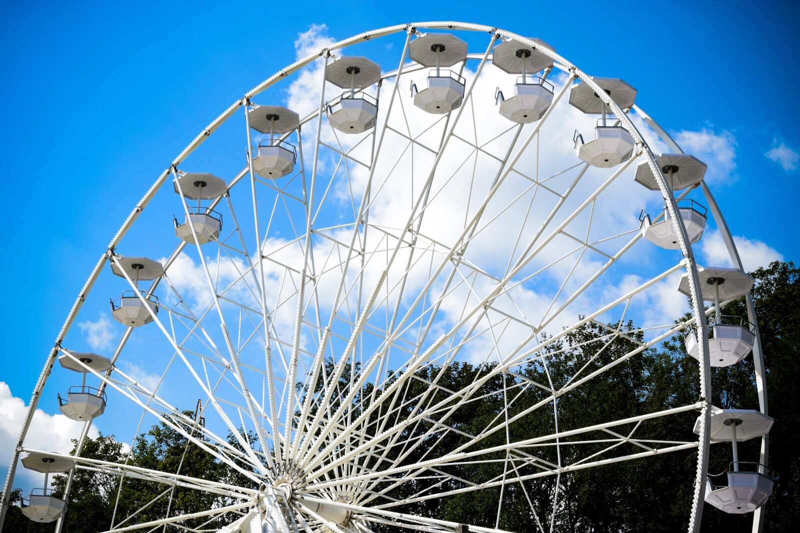 Nikon D3300 sample photo. Carousel, ferris wheel, amusement photography