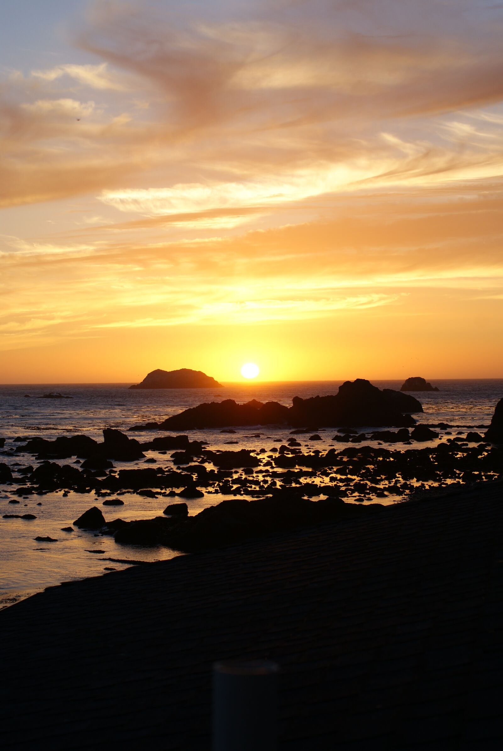 Sony Alpha DSLR-A300 sample photo. Sunset, ocean sunset, coastline photography