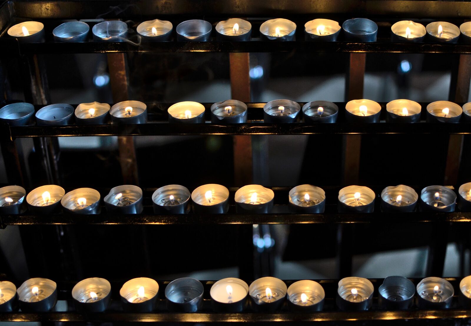 Nikon D7000 sample photo. Candles, kaganki, prayer photography