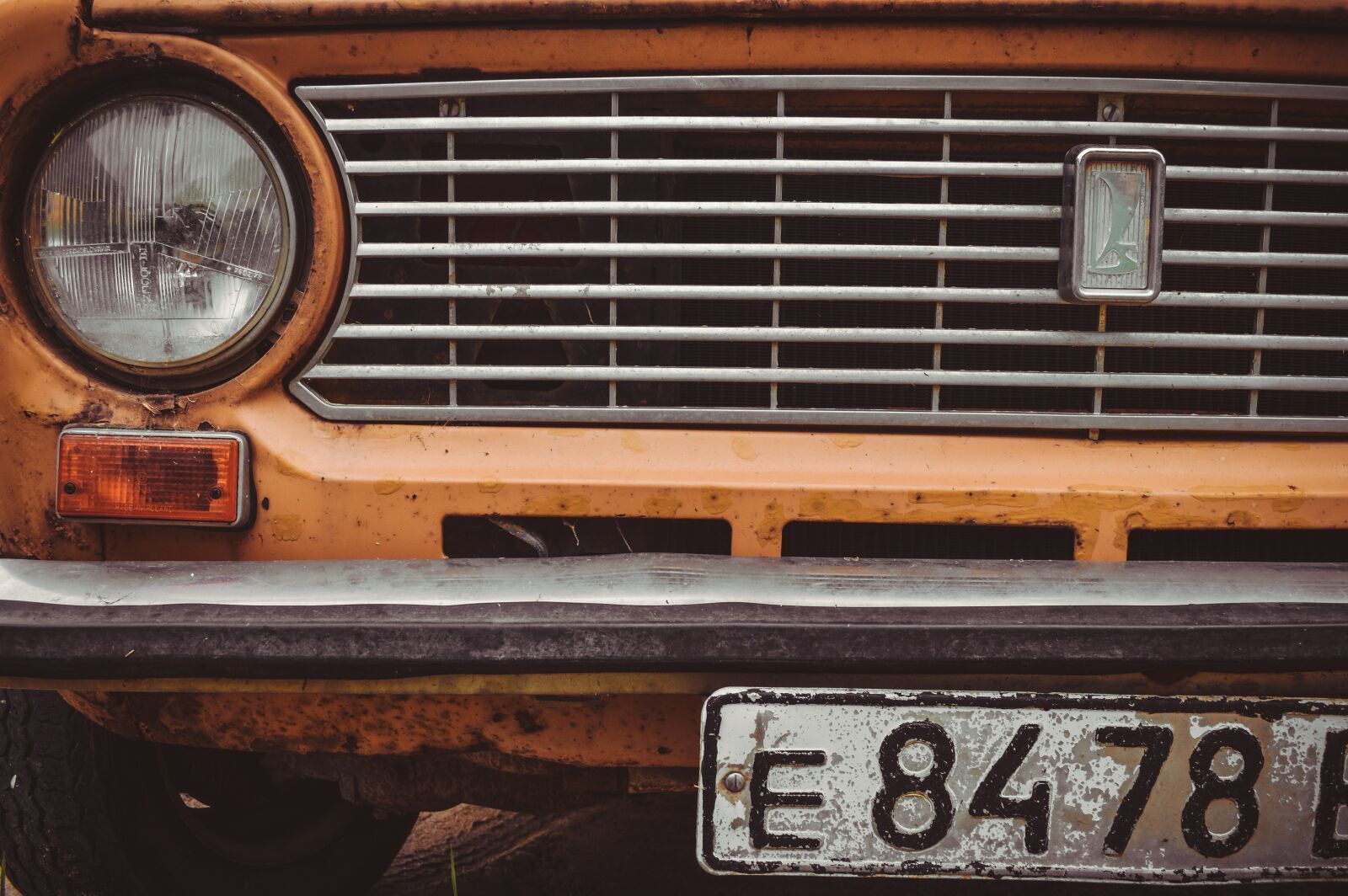 Nikon D3200 sample photo. Lada, kopek, retro cars photography