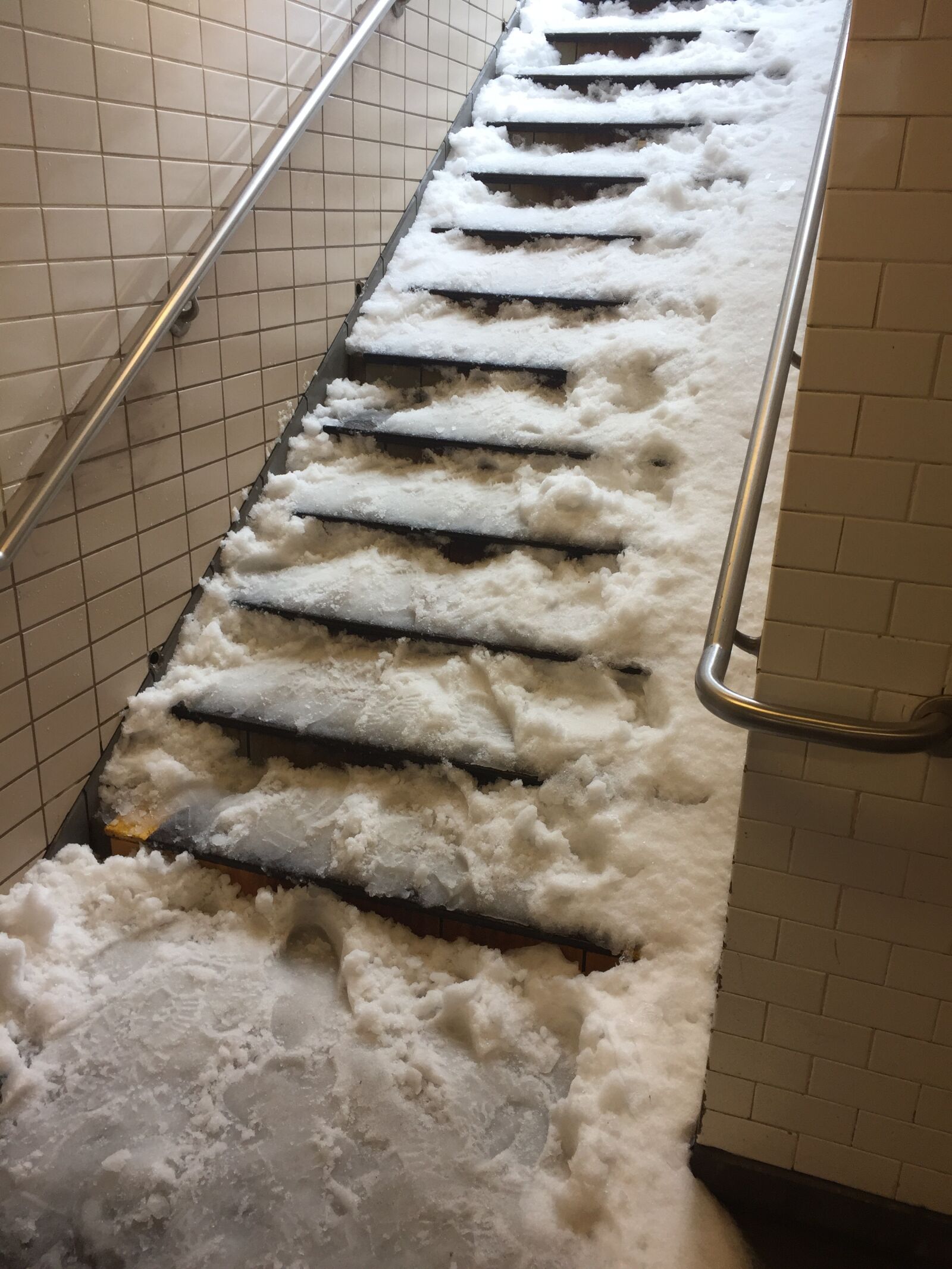 iPhone 6 Plus back camera 4.15mm f/2.2 sample photo. Snow, stairs, subway photography