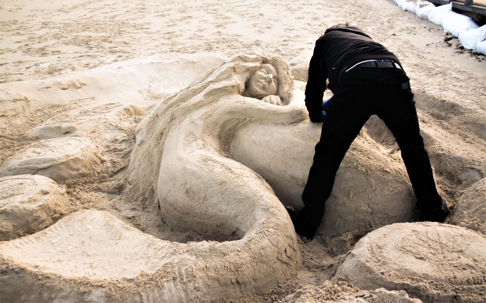 Canon EOS 60D sample photo. Sand sculpture, sand, art photography