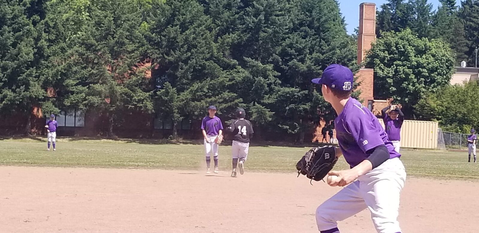Samsung Galaxy S8+ sample photo. Baseball, first base, athlete photography