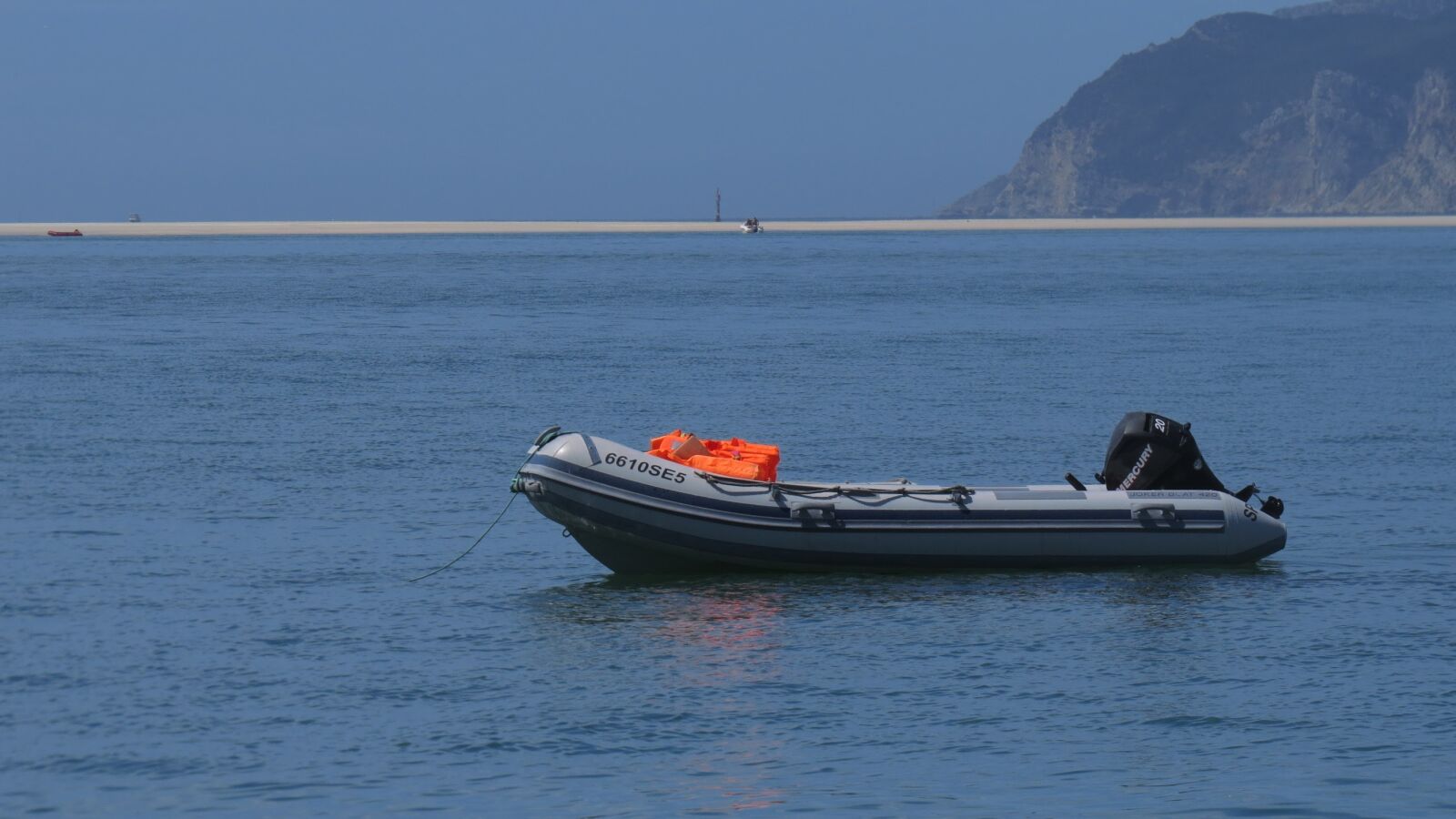 Canon PowerShot SX50 HS sample photo. Boat, beach, sand photography