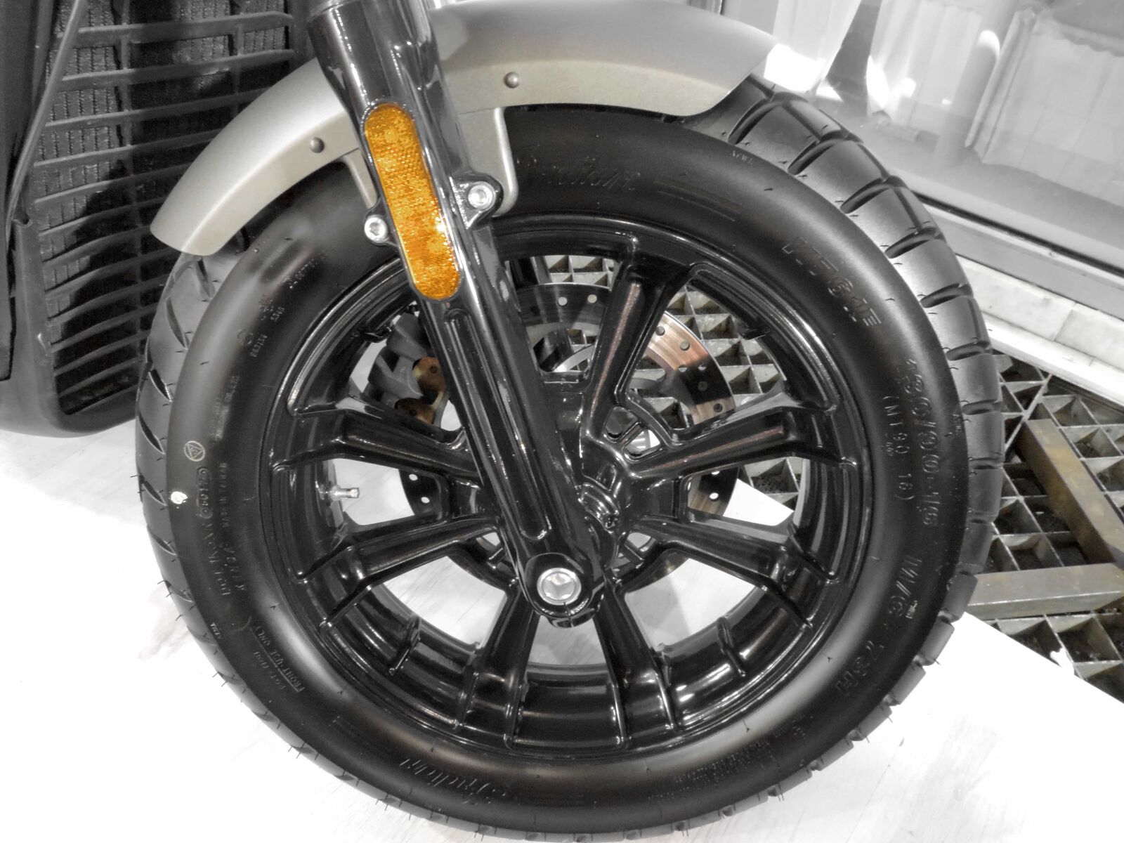 Nikon Coolpix P520 sample photo. Rubber, tire, wheel, brake photography