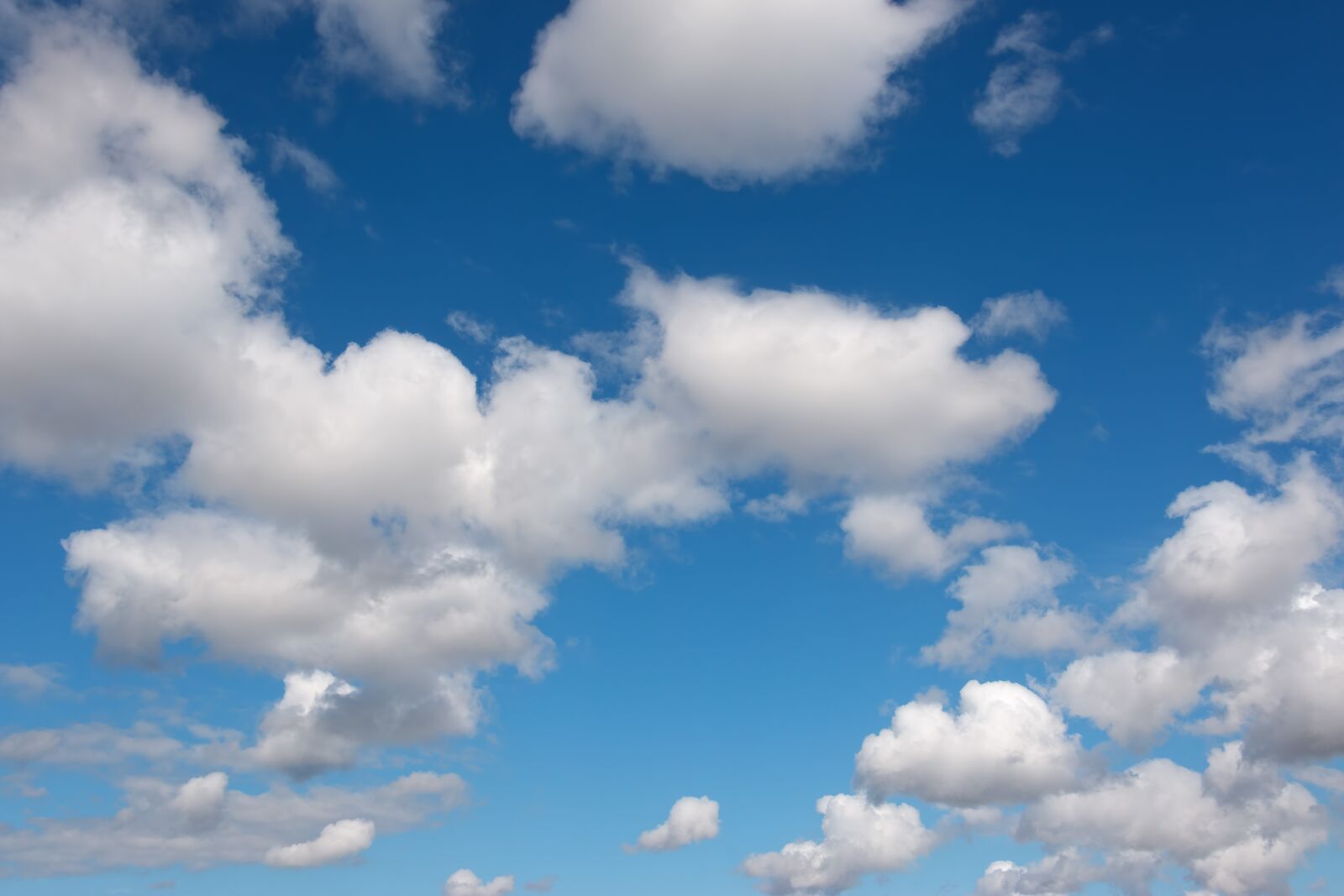 Canon EOS 70D sample photo. Clouds, sky, blue photography