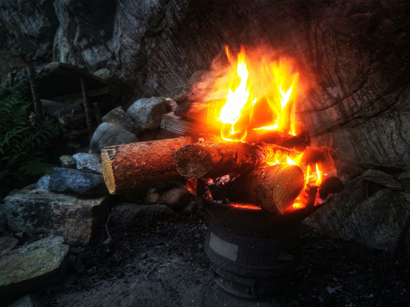 HUAWEI P30 Pro sample photo. Fire, fireplace, stone photography